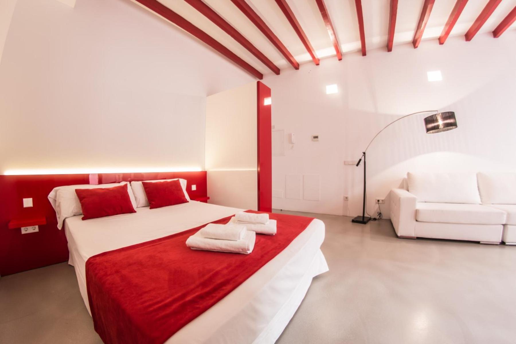 Apartamento con Balcón