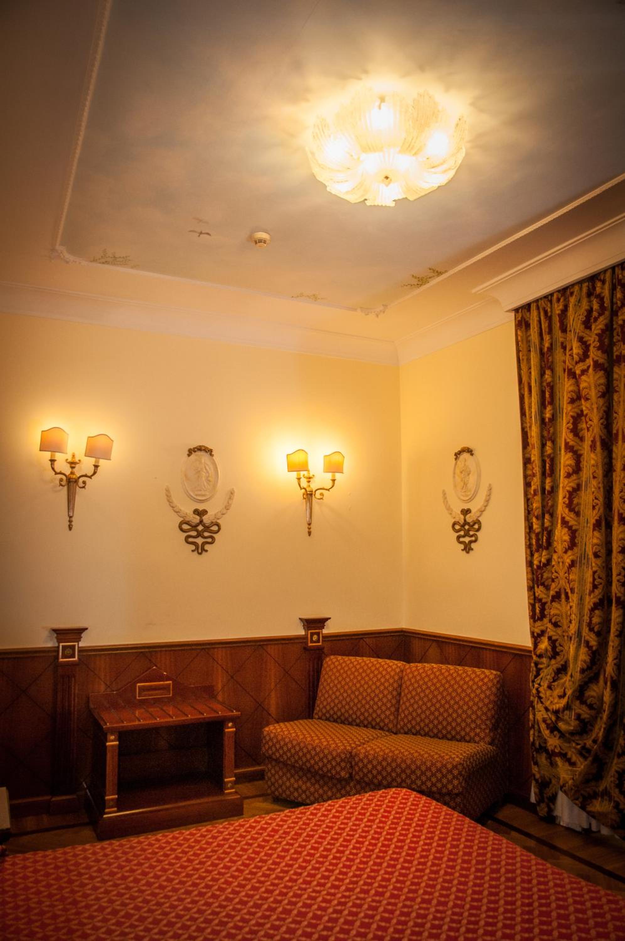 Deluxe Double Room photo 3