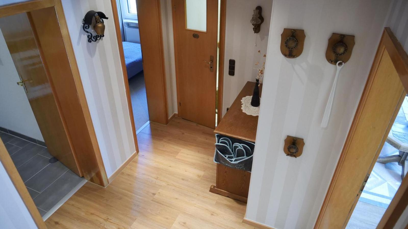 Apartment photo 2
