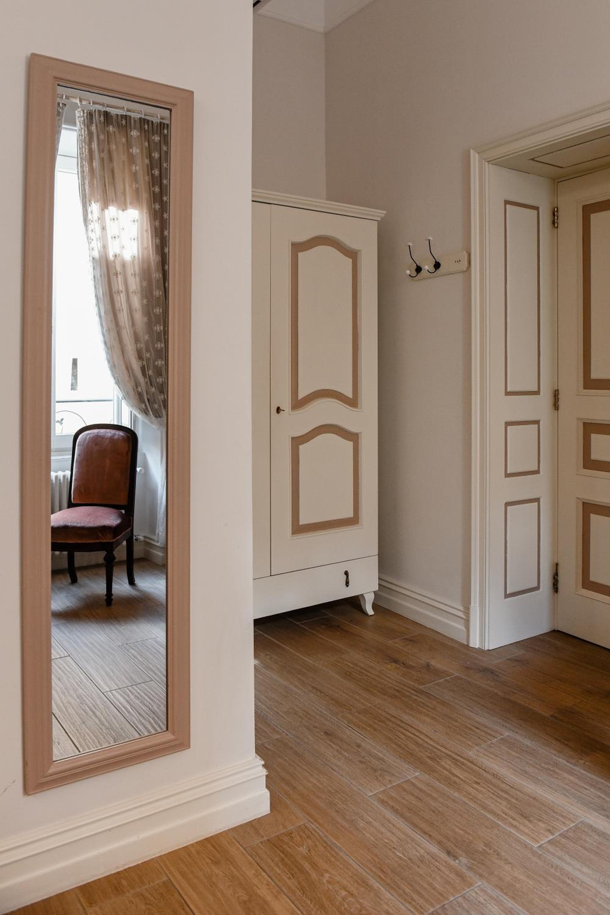 Superior King Room photo 2