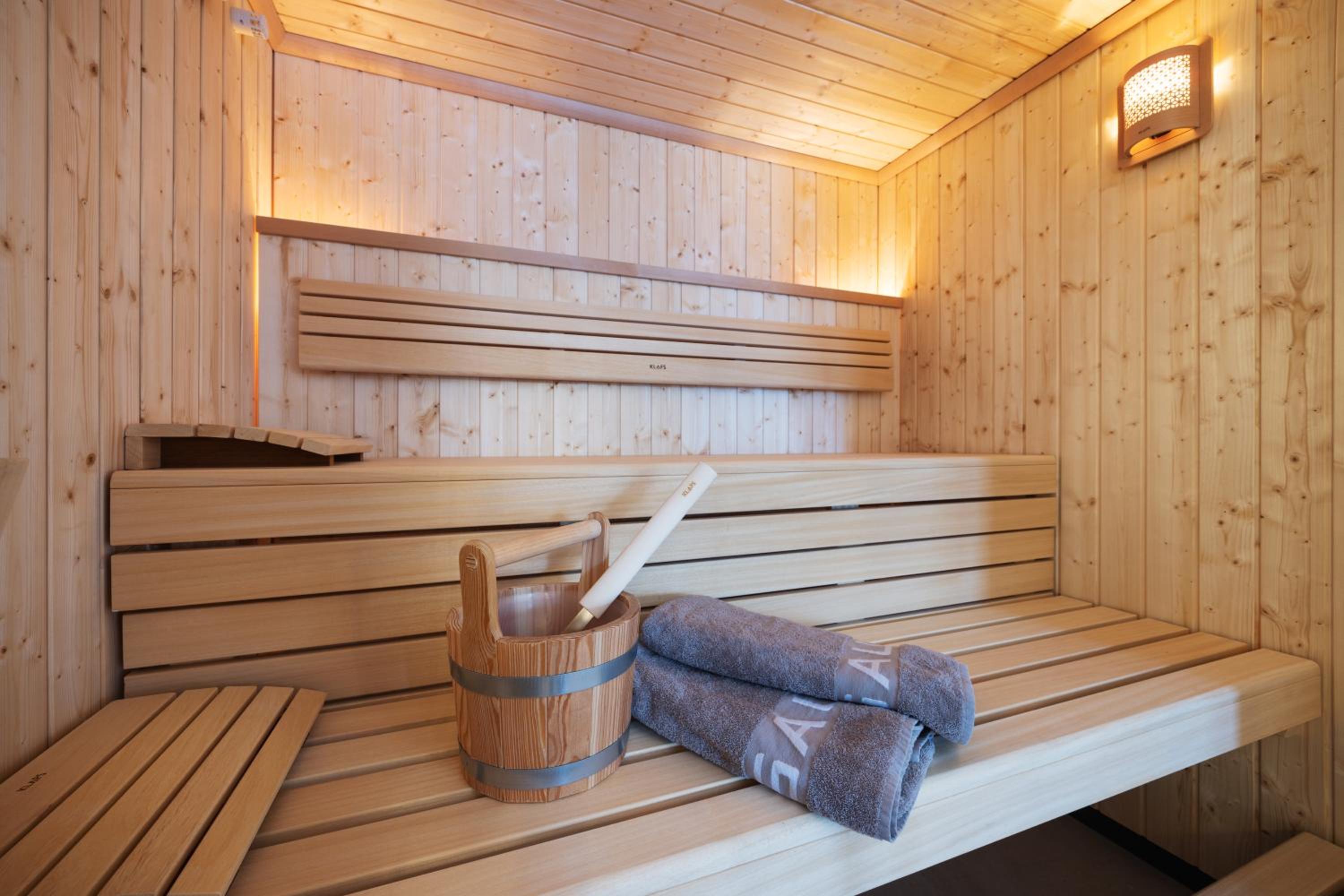 Suite with Sauna photo 3