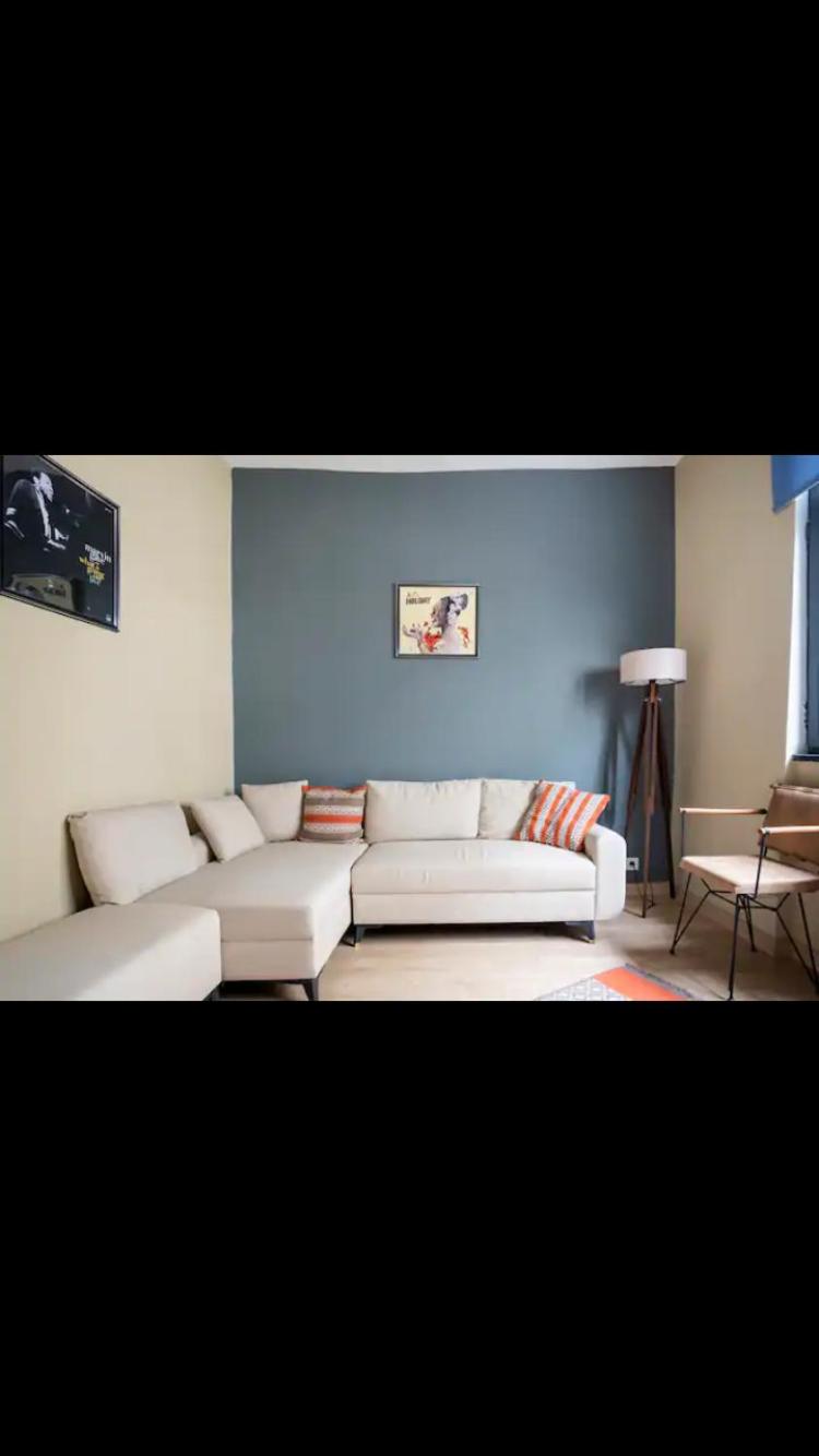 One-Bedroom Apartment photo 1