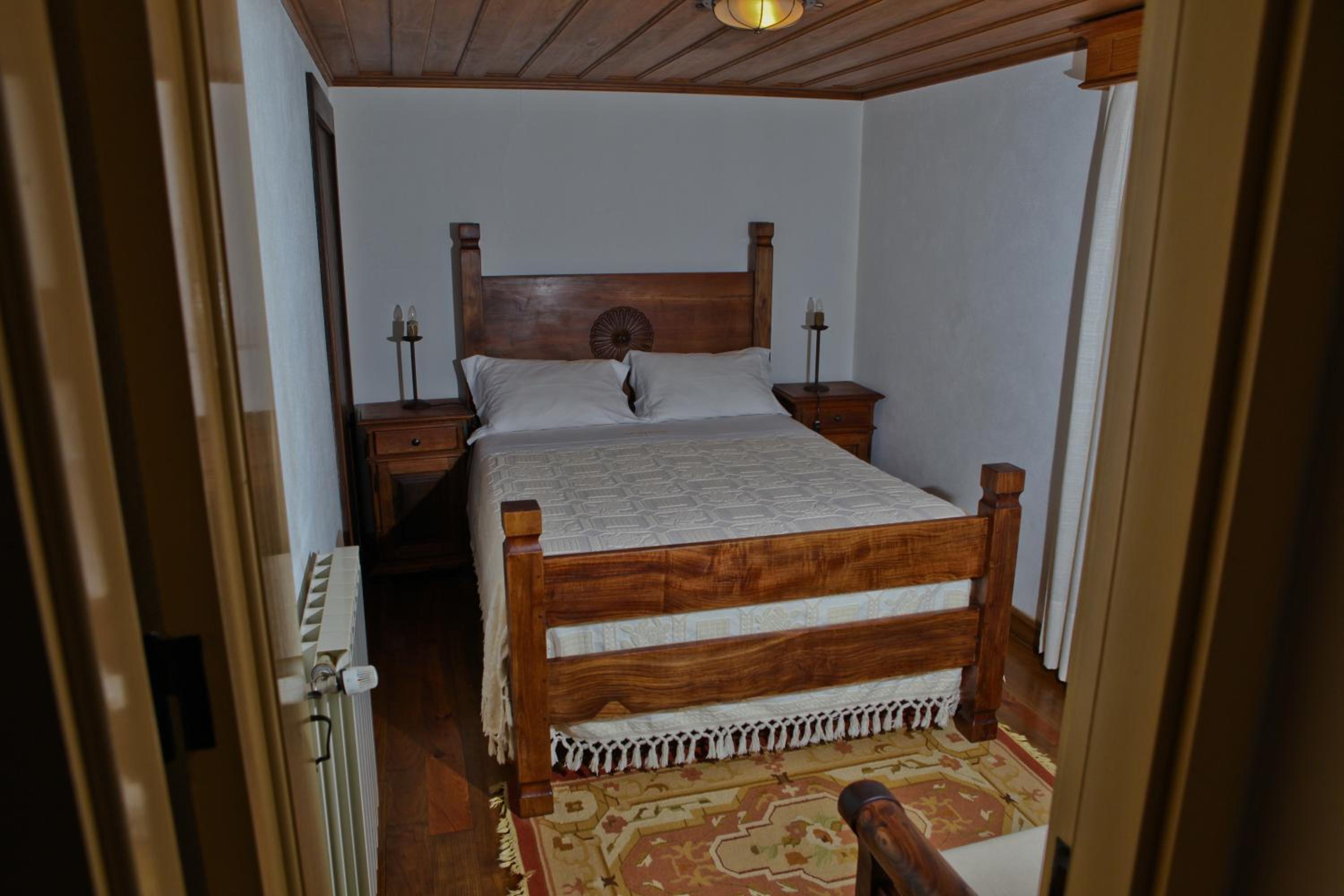 One-Bedroom House photo 1