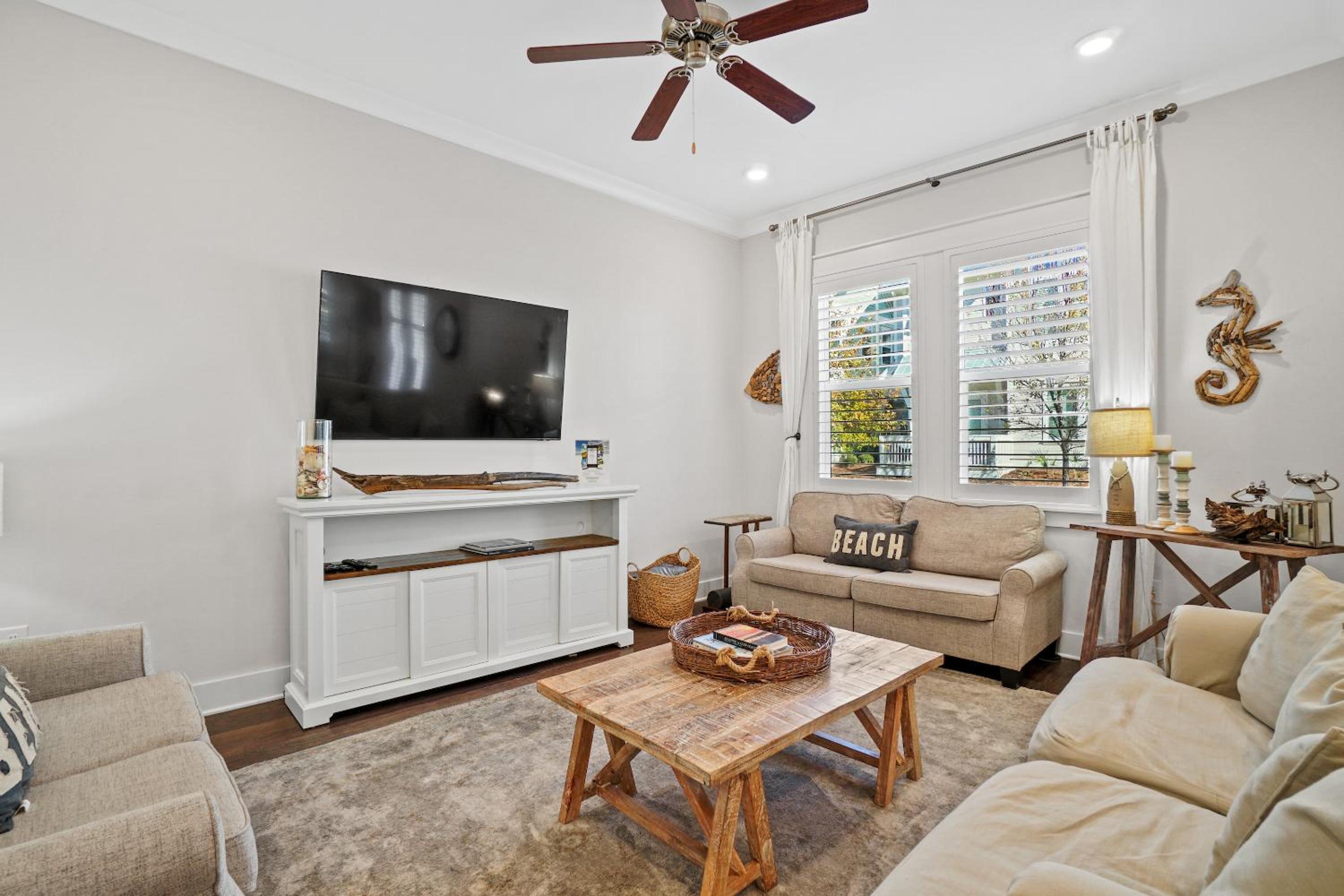Three-Bedroom Townhouse – Ahoy There photo 1