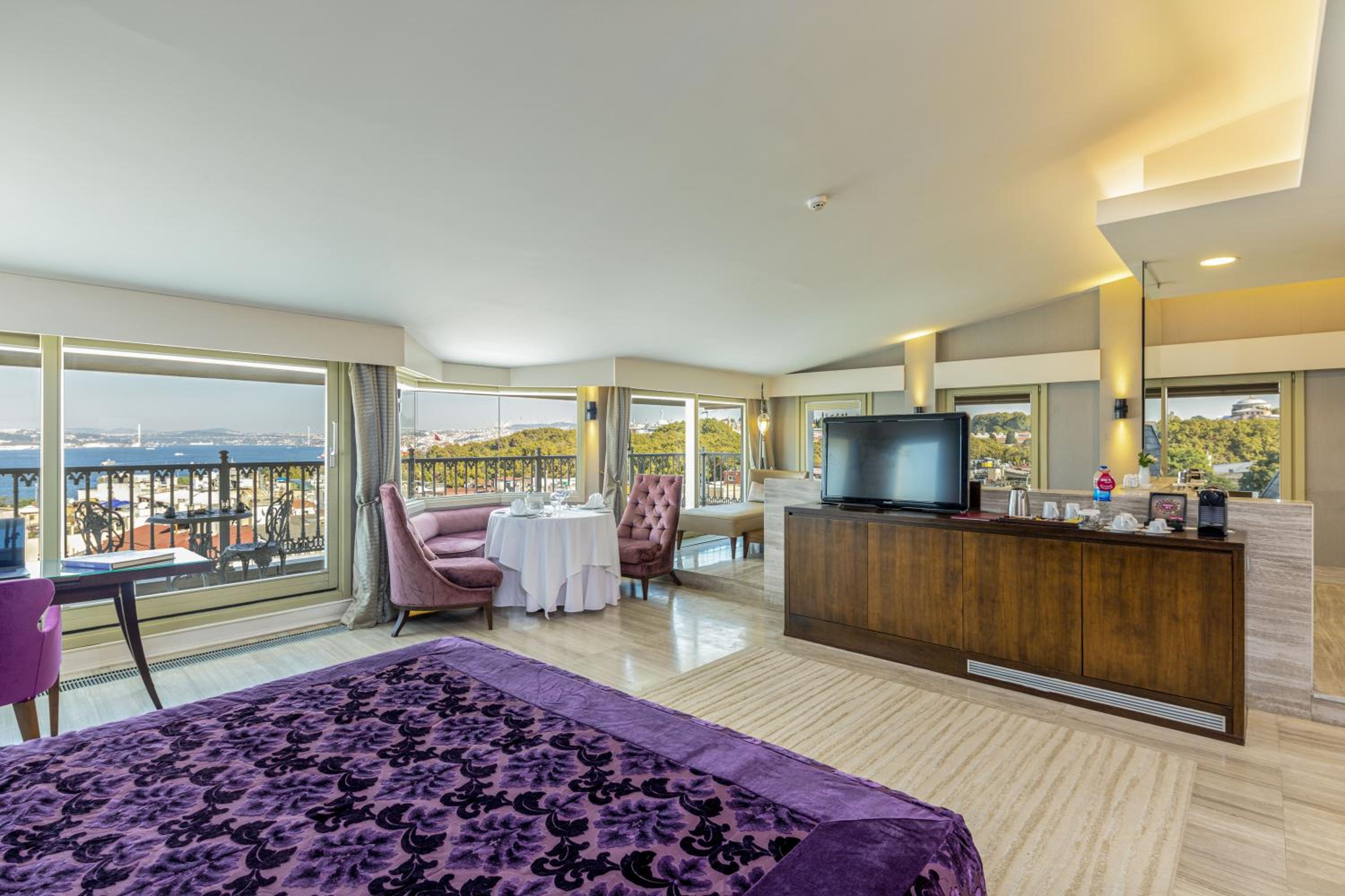 King Suite photo 1