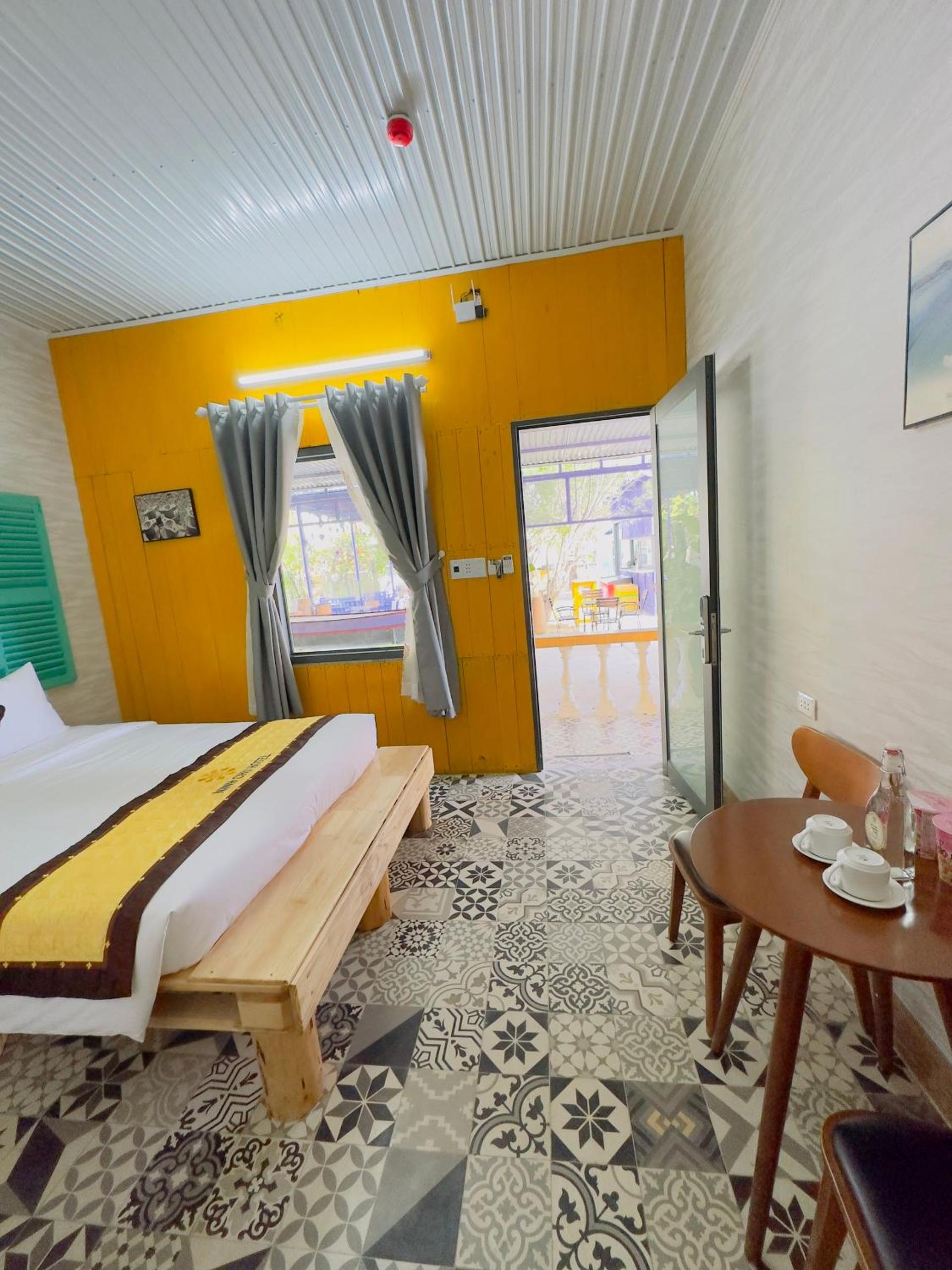 Standard Double Room - Photo 24