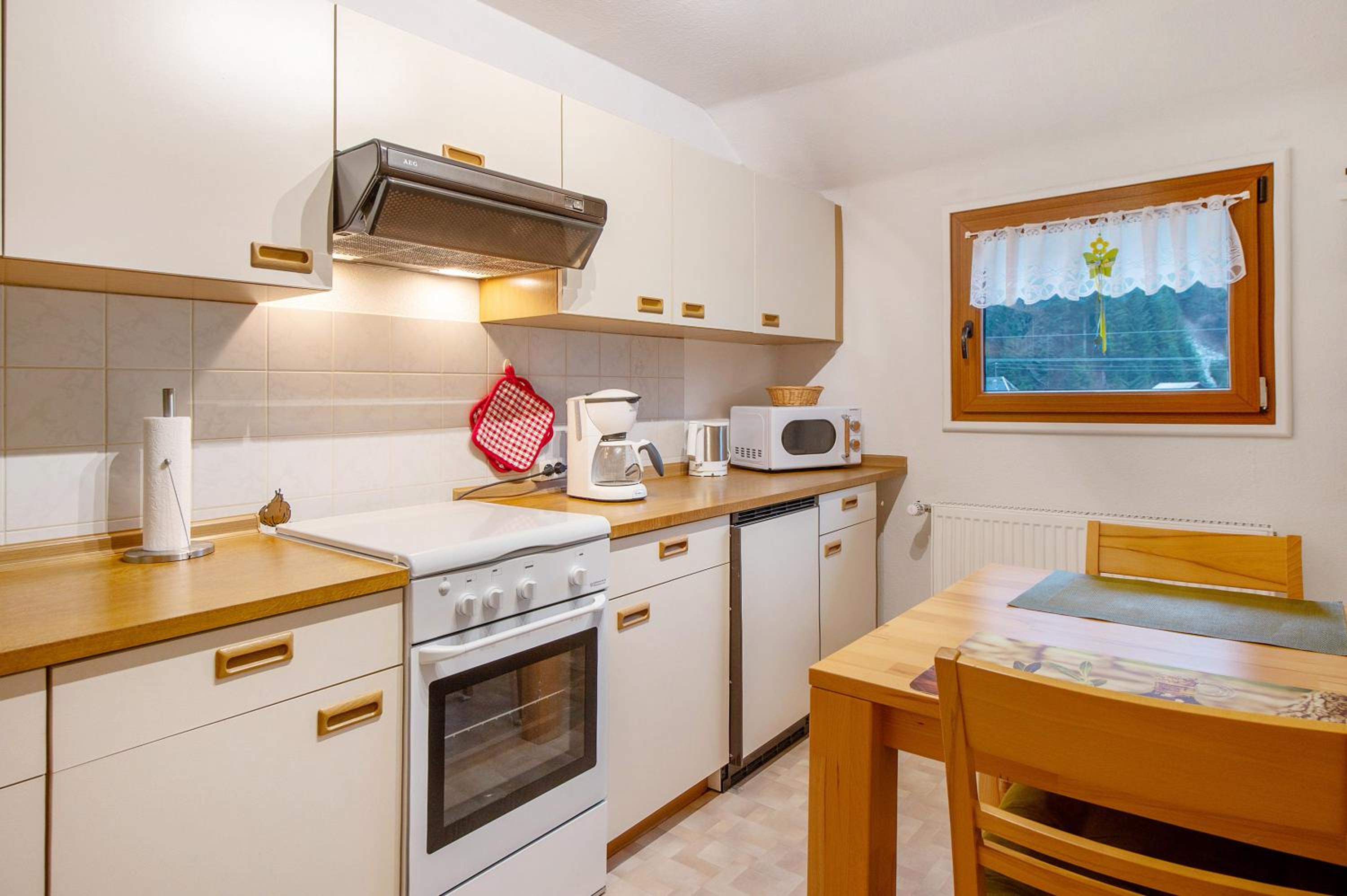 Two-Bedroom Deluxe Apartment with Garden View photo 3
