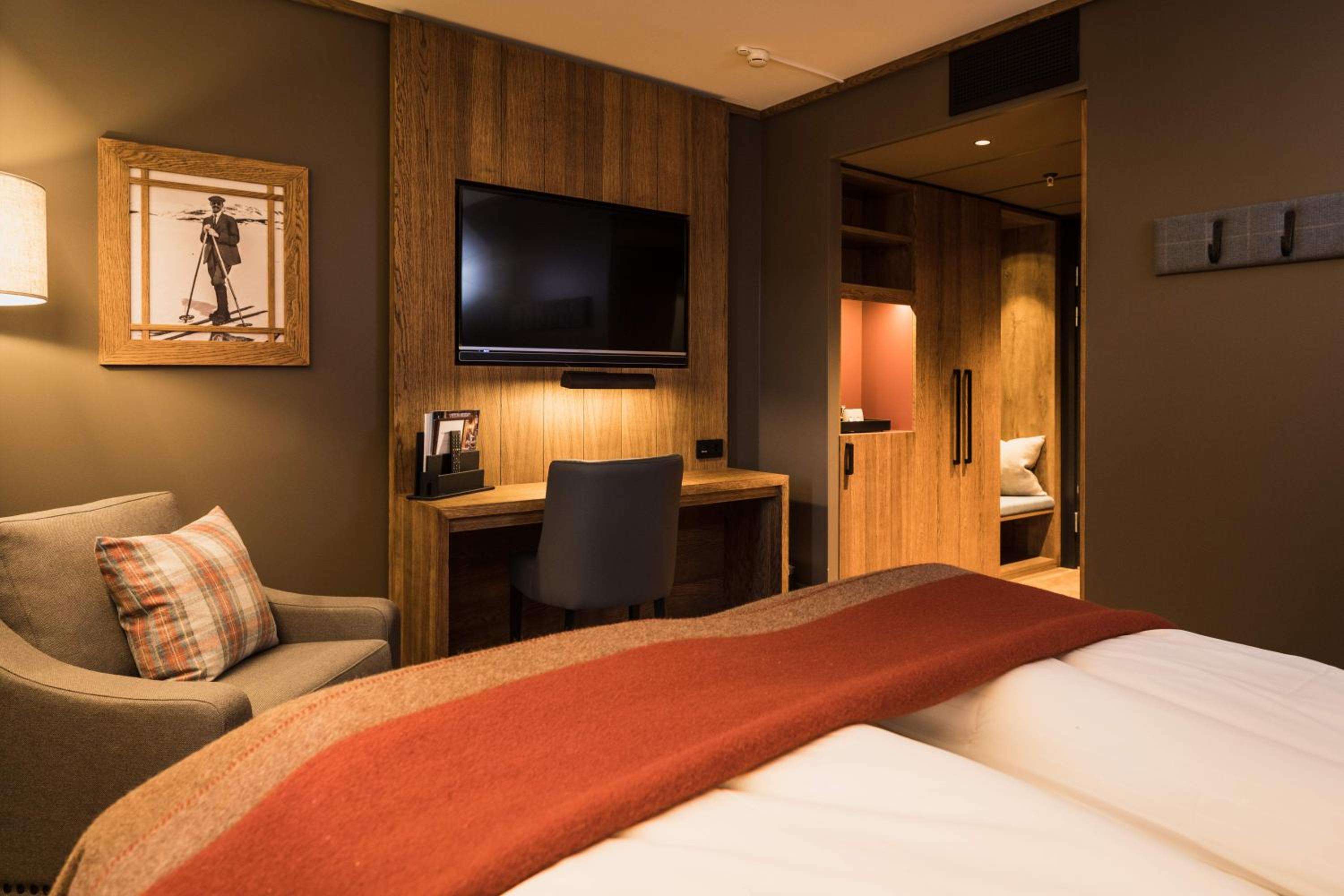 Double Room - Photo 6