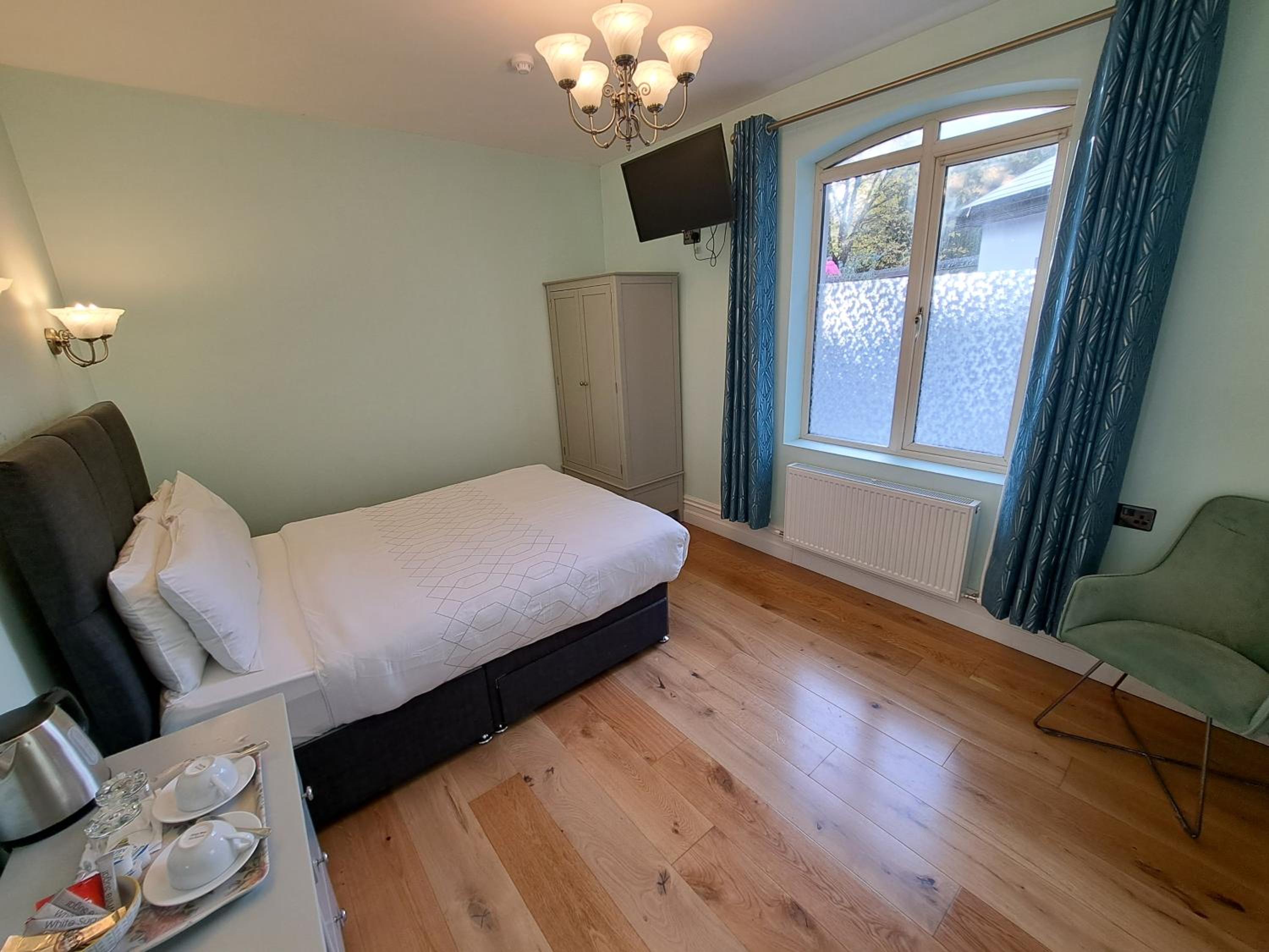 Deluxe Double Room - Photo 7