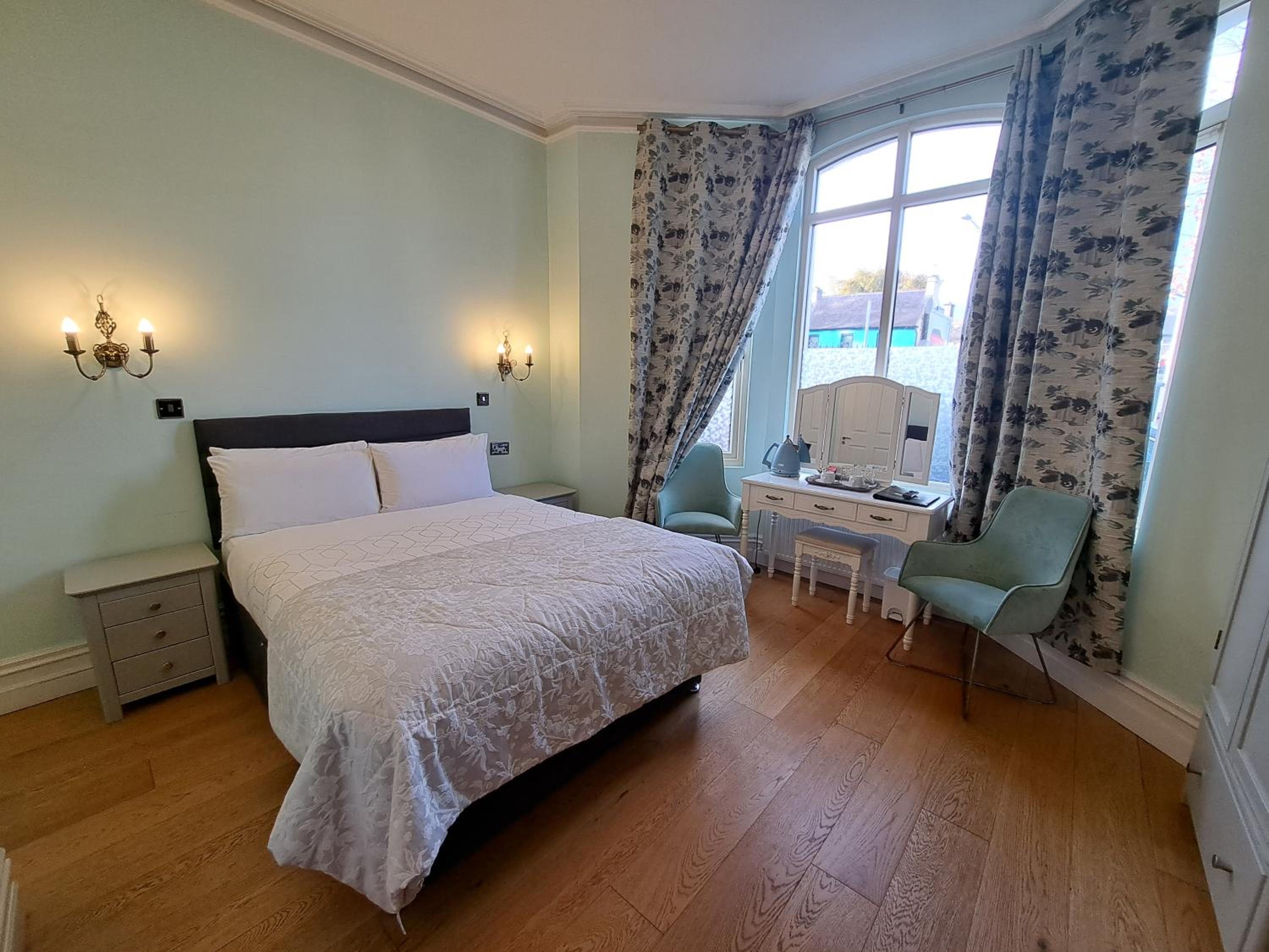 Deluxe Double Room - Photo 4