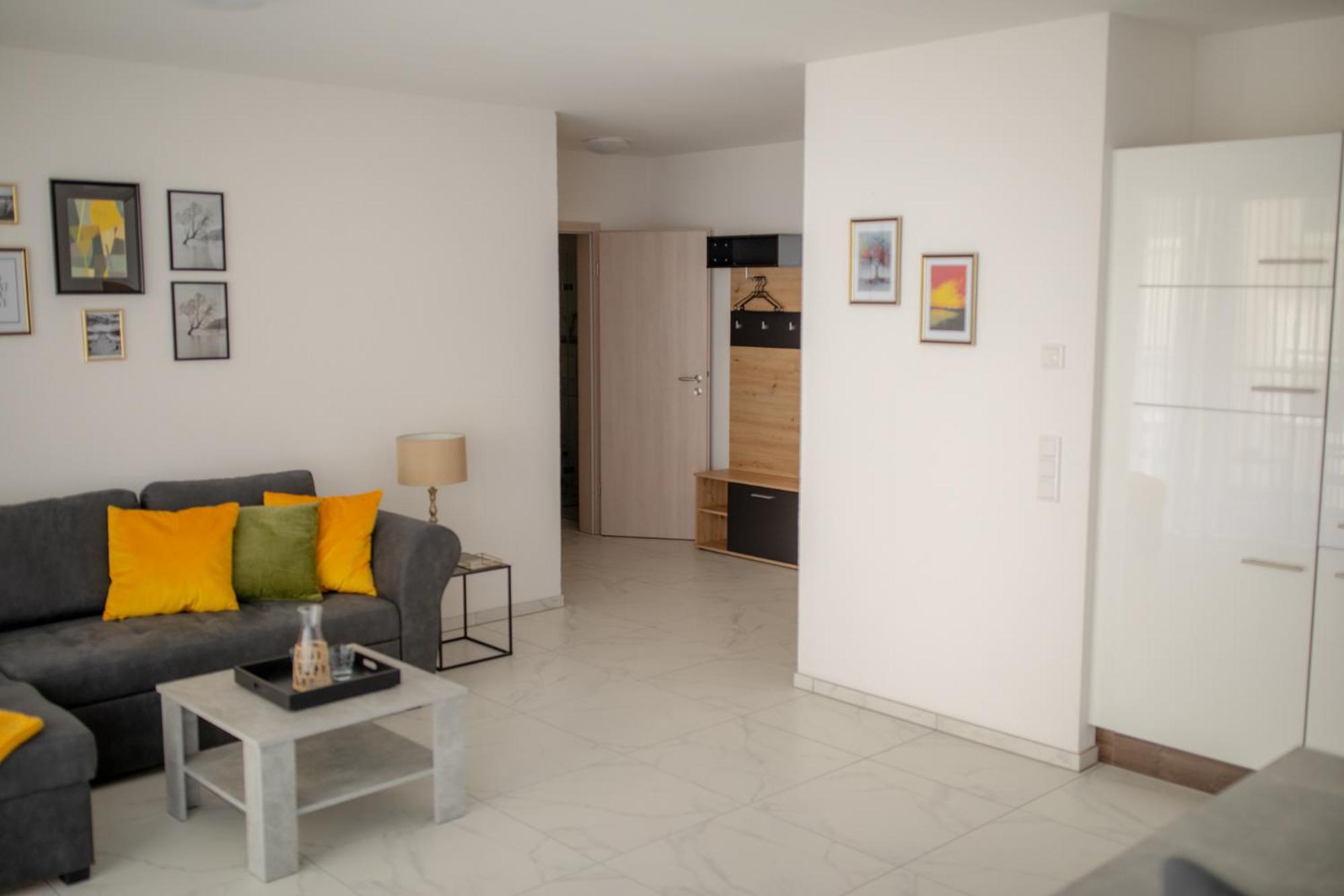 One-Bedroom Apartment photo 3