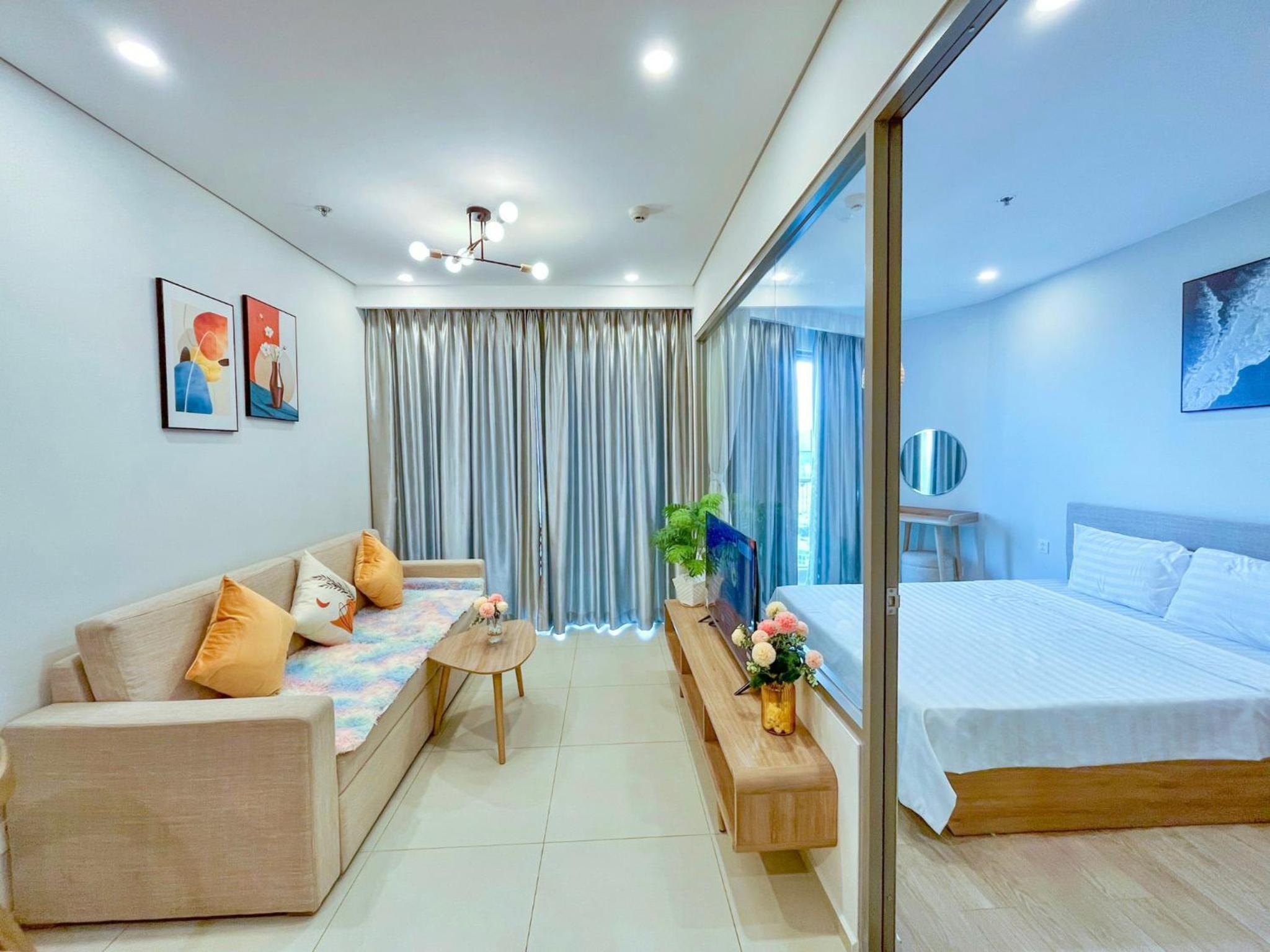 Two-Bedroom Apartment with View - Photo 11