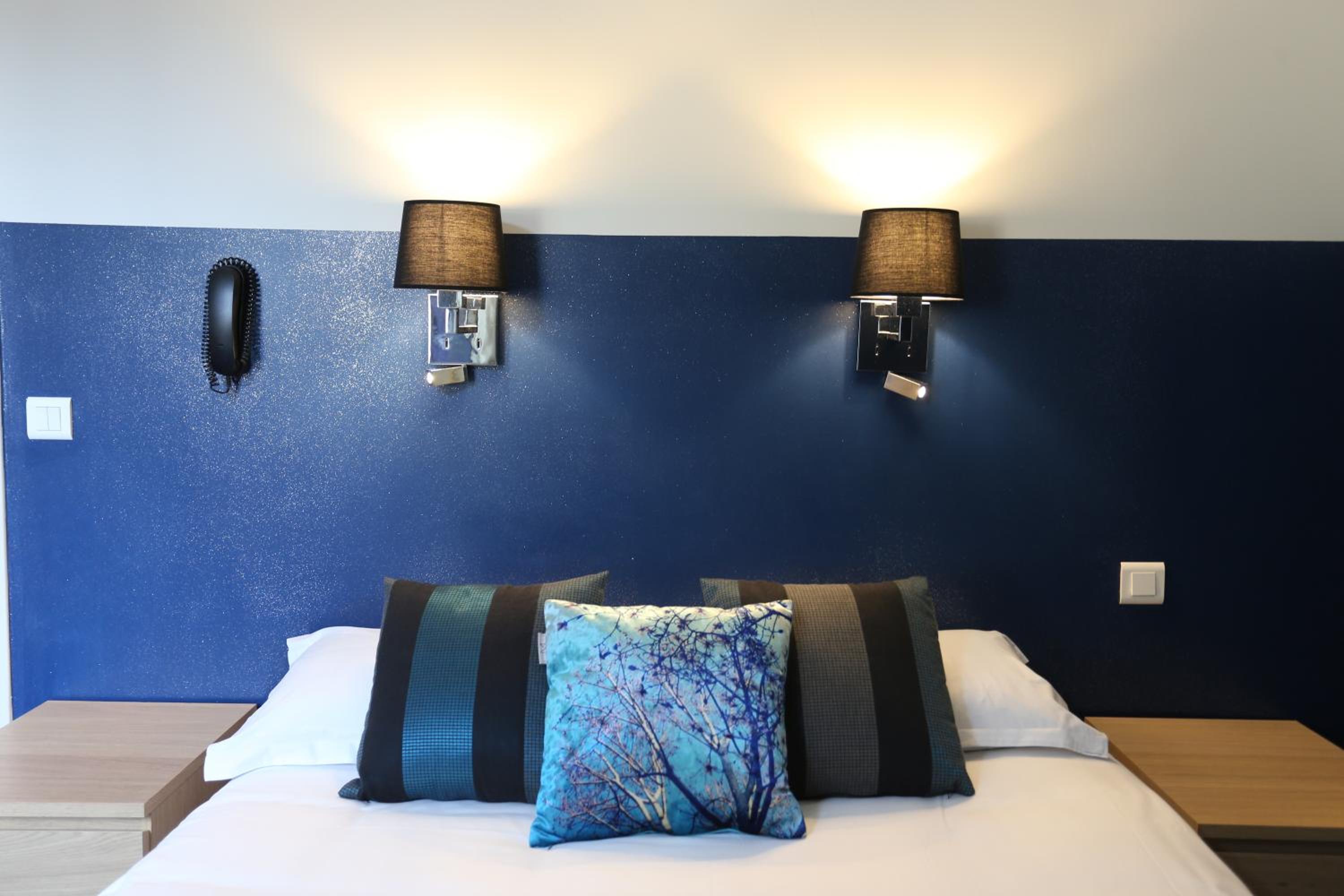Classic Double Room - Photo 8