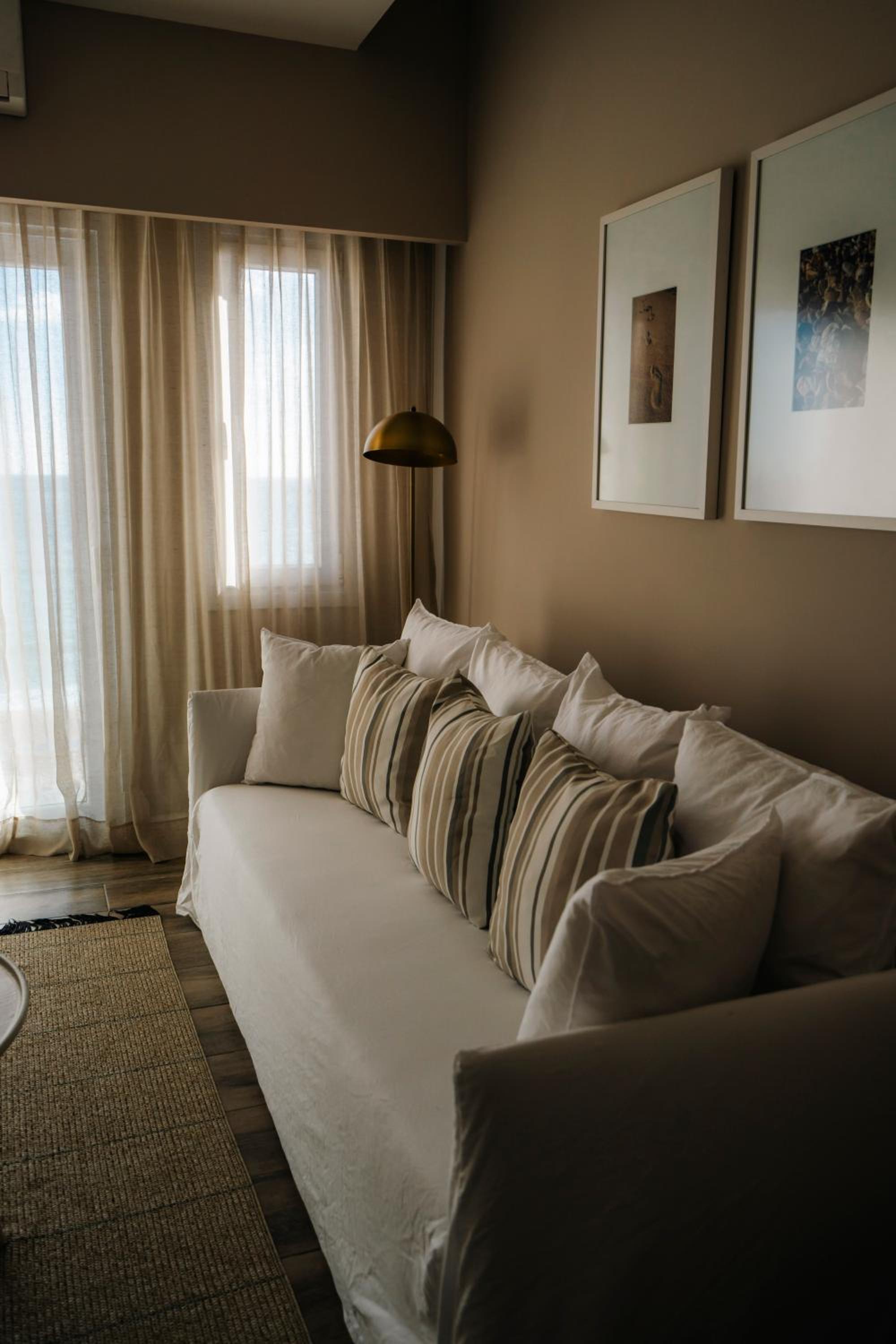 Superior King Suite photo 2