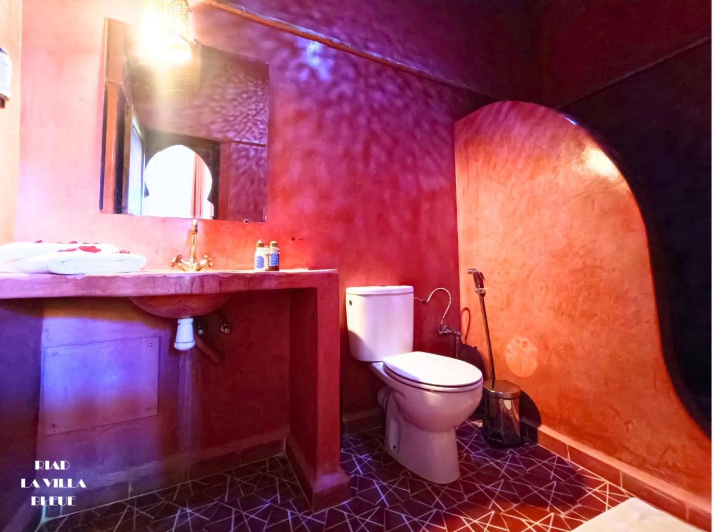 Superior Suite - Photo 3