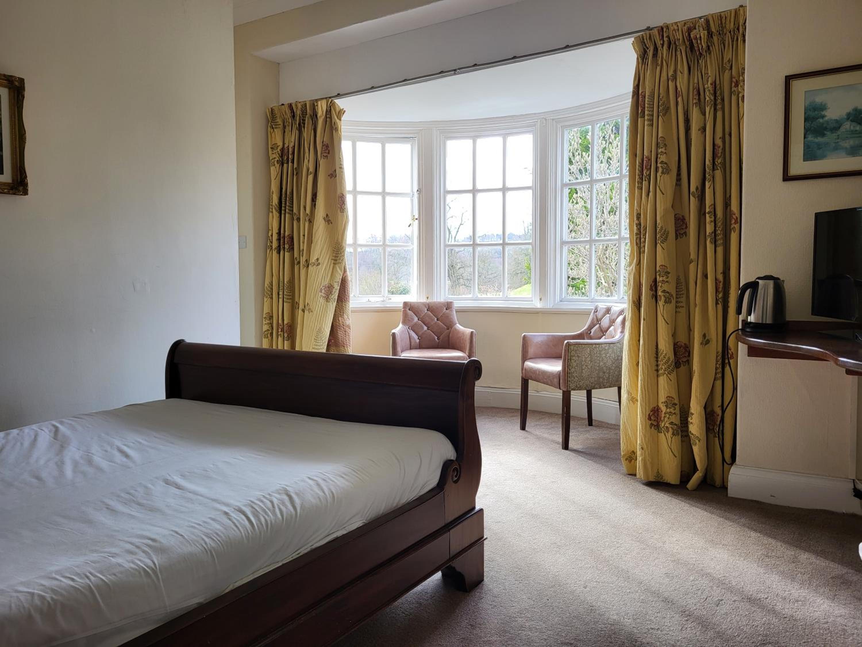 Feature Double Room - Photo 7