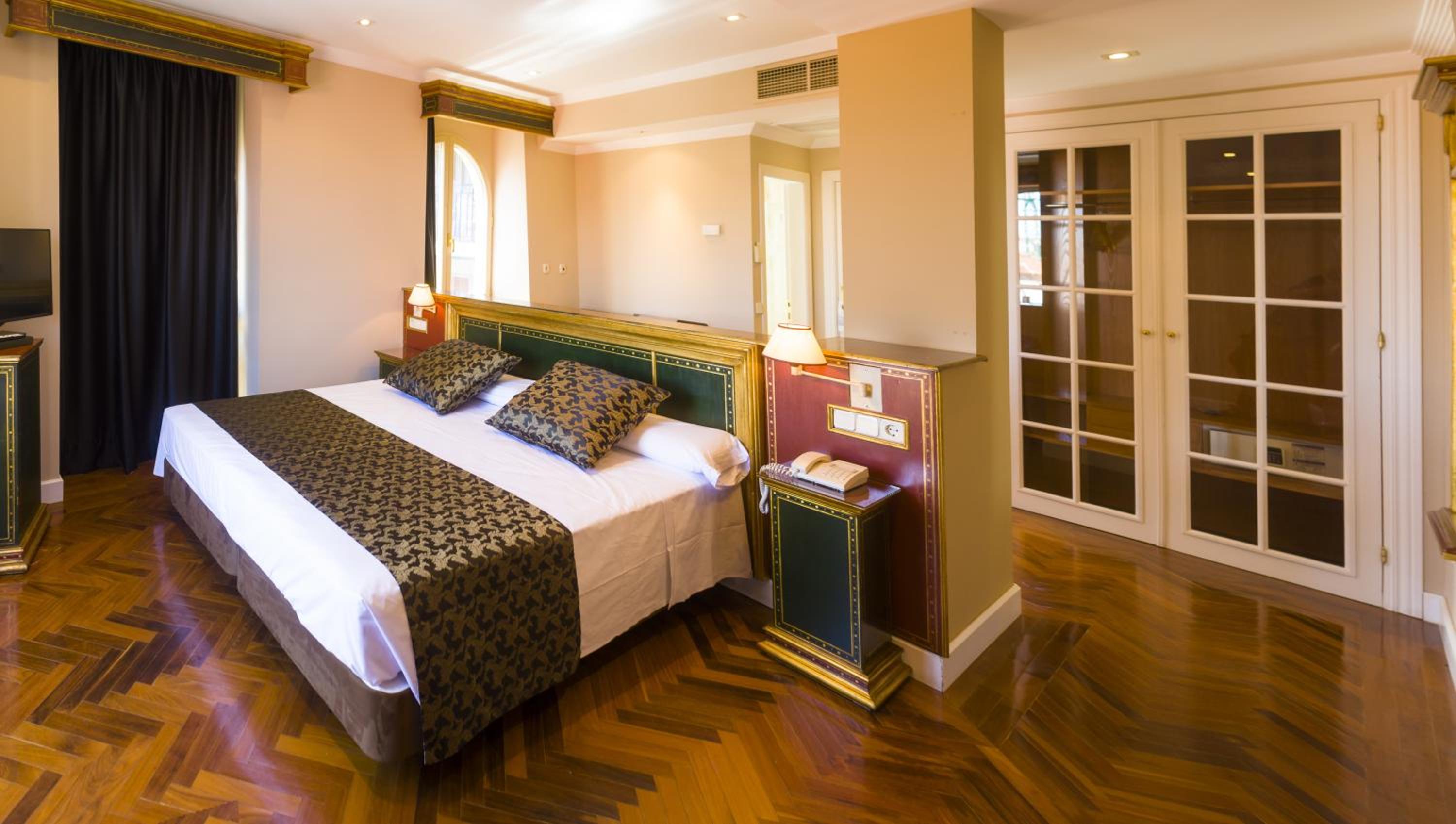 Superior Double Room - Photo 6