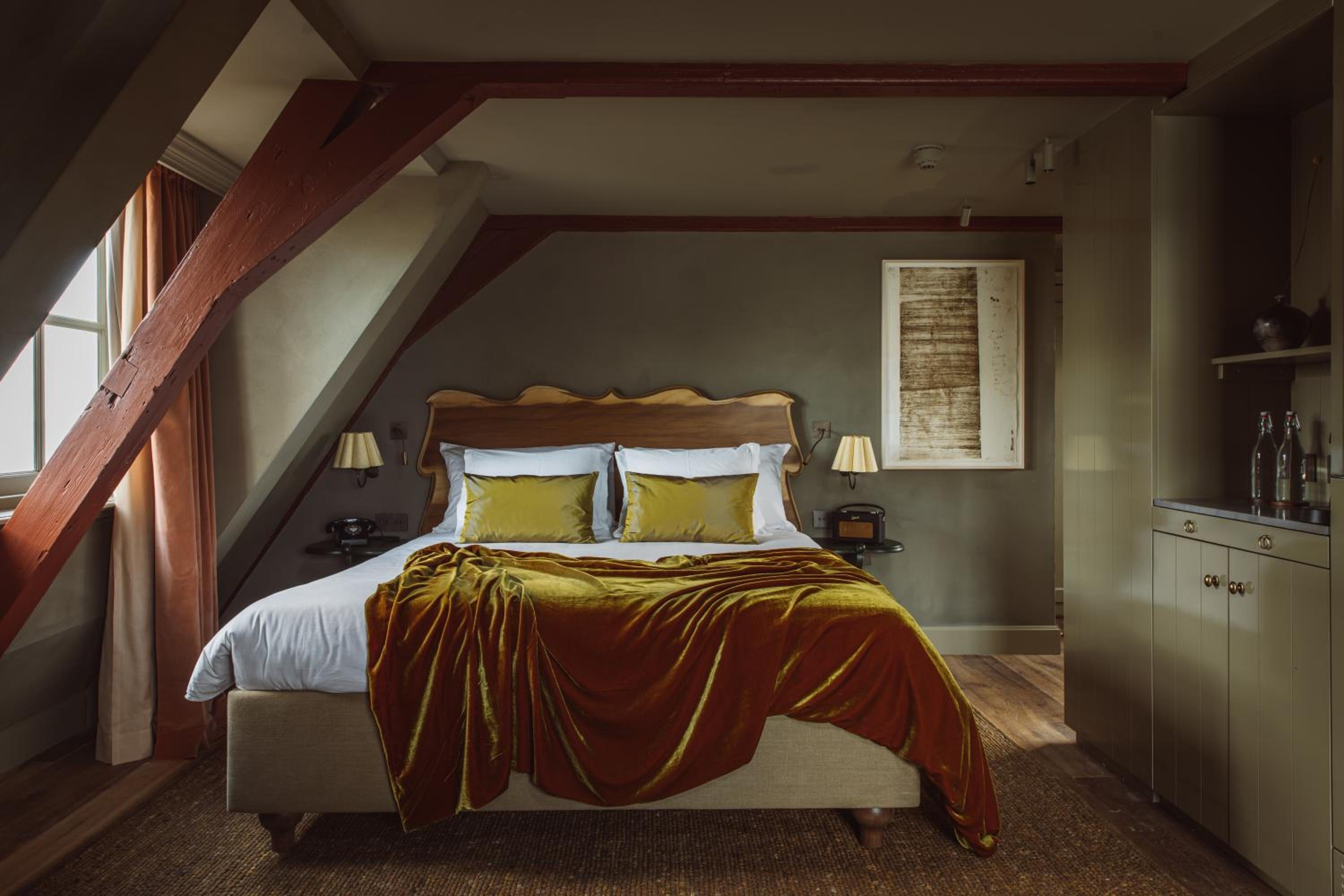 Junior Suite with Garden View