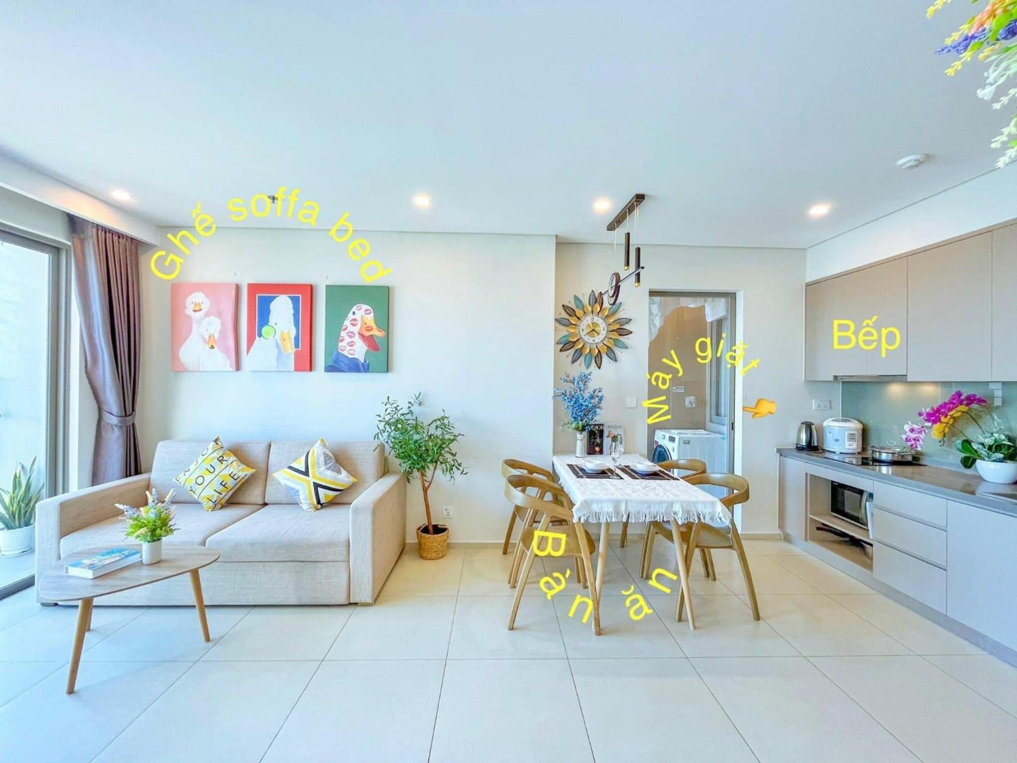 Three-Bedroom Apartment with Sea View - Photo 36