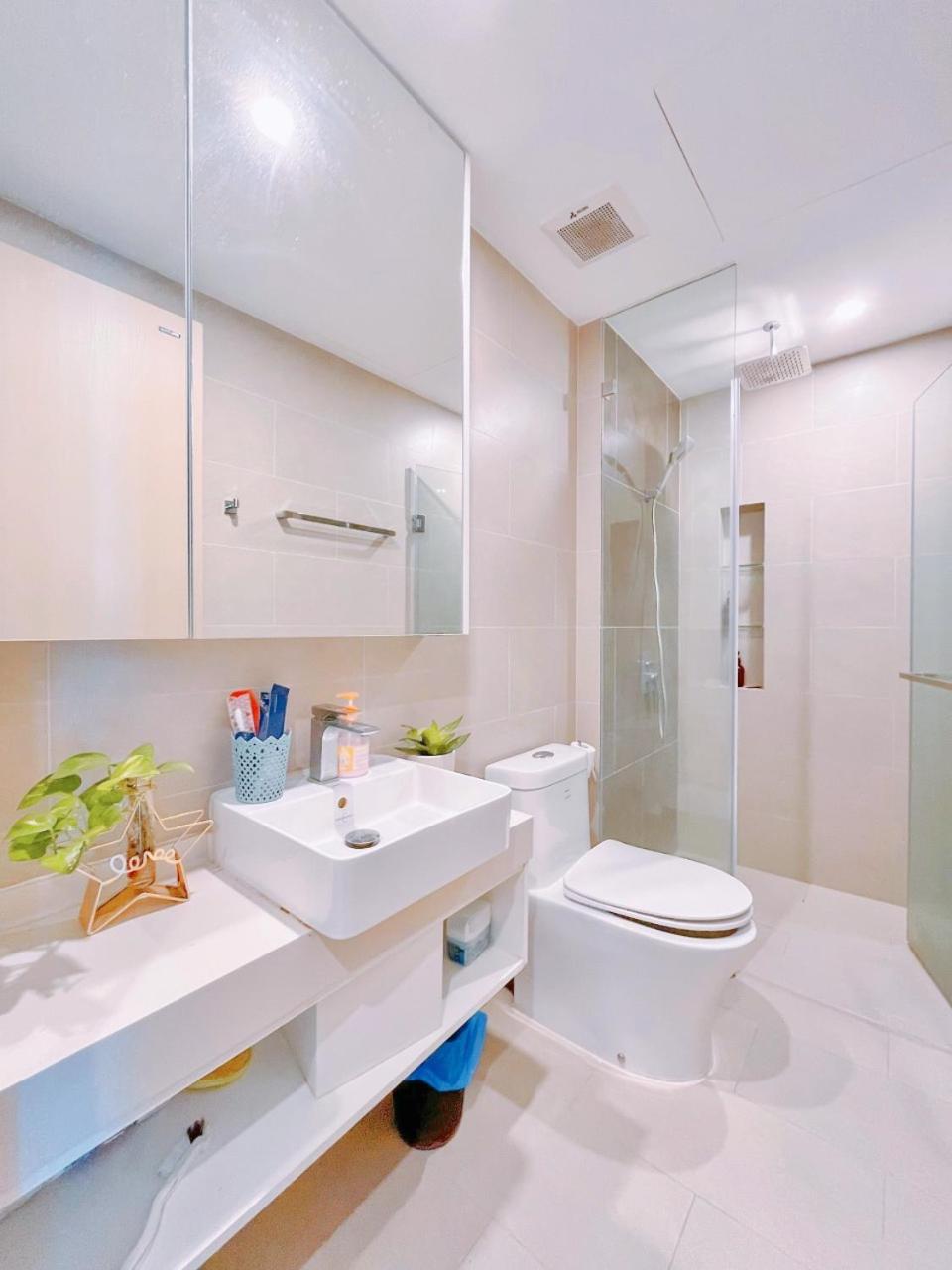 One-Bedroom Apartment with Balcony - Photo 16
