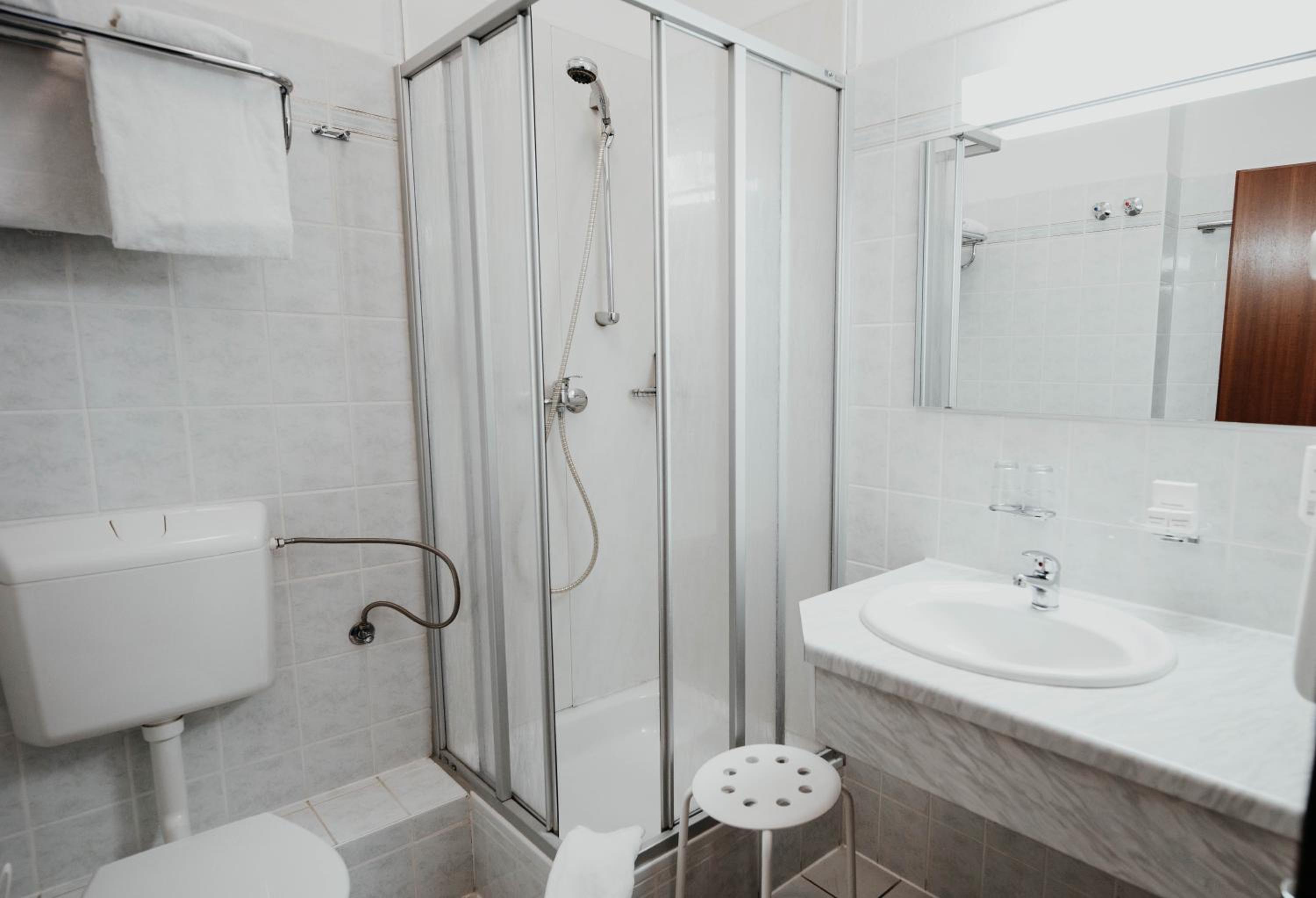Classic Double Room - Photo 4