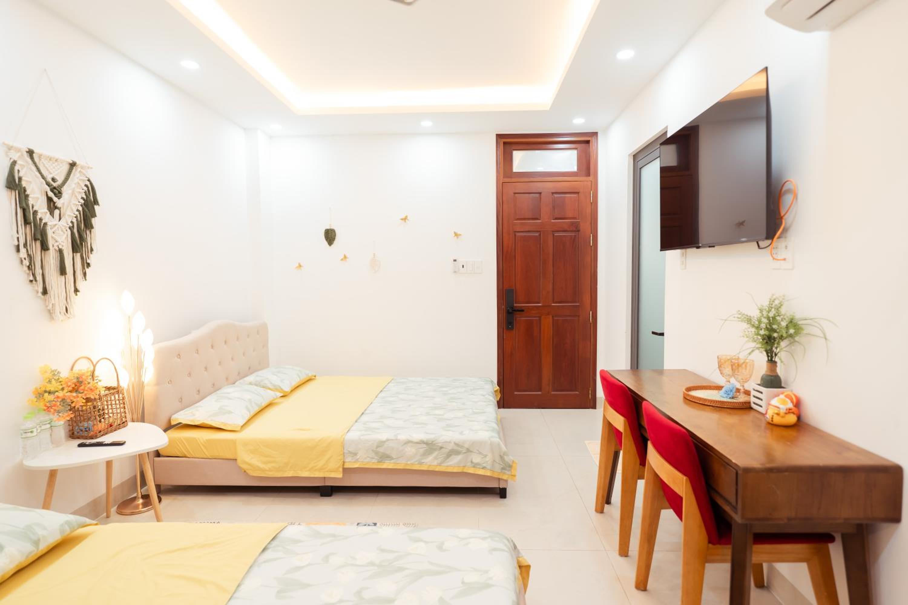 Deluxe Family Room - Photo 38