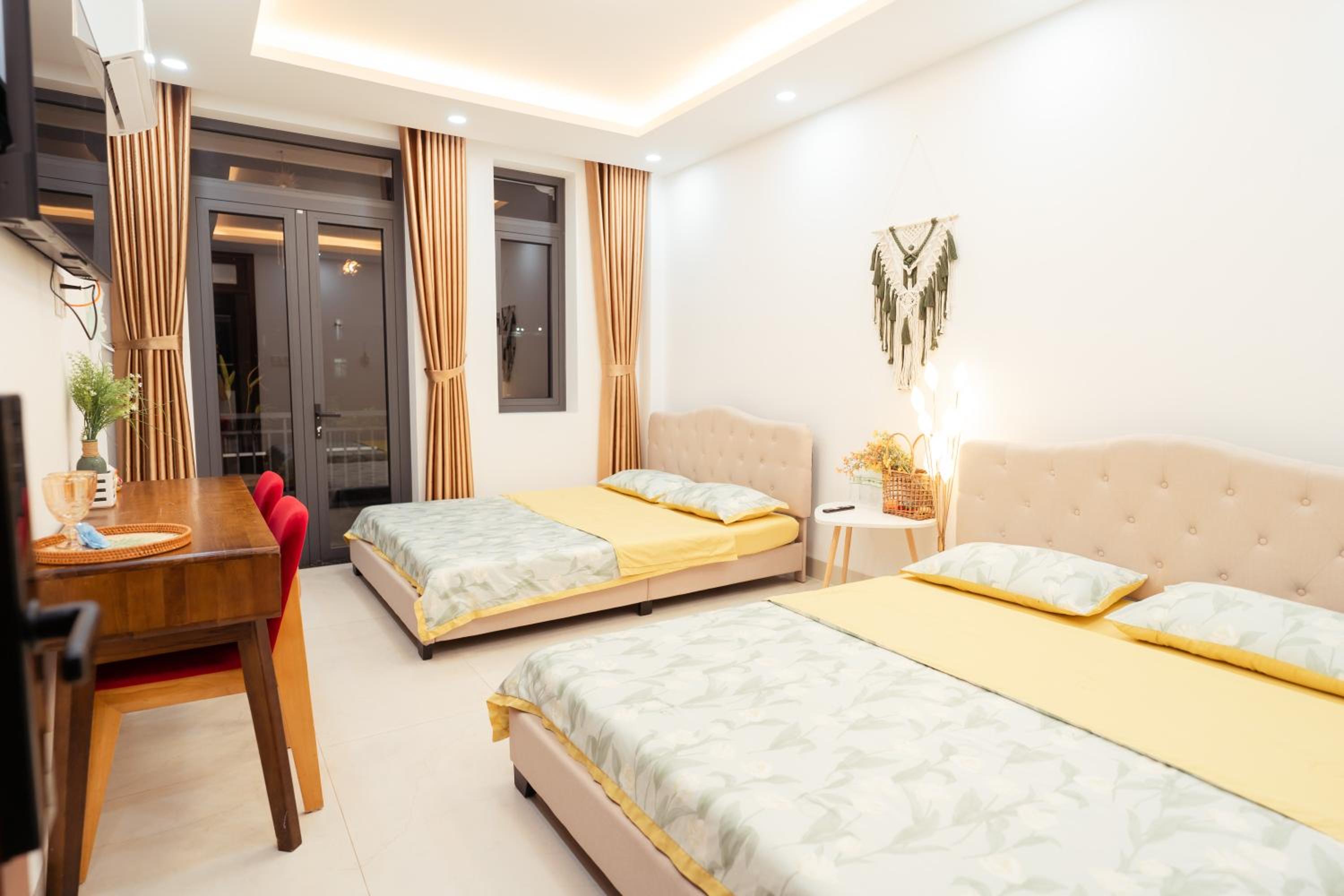 Deluxe Family Room - Photo 36