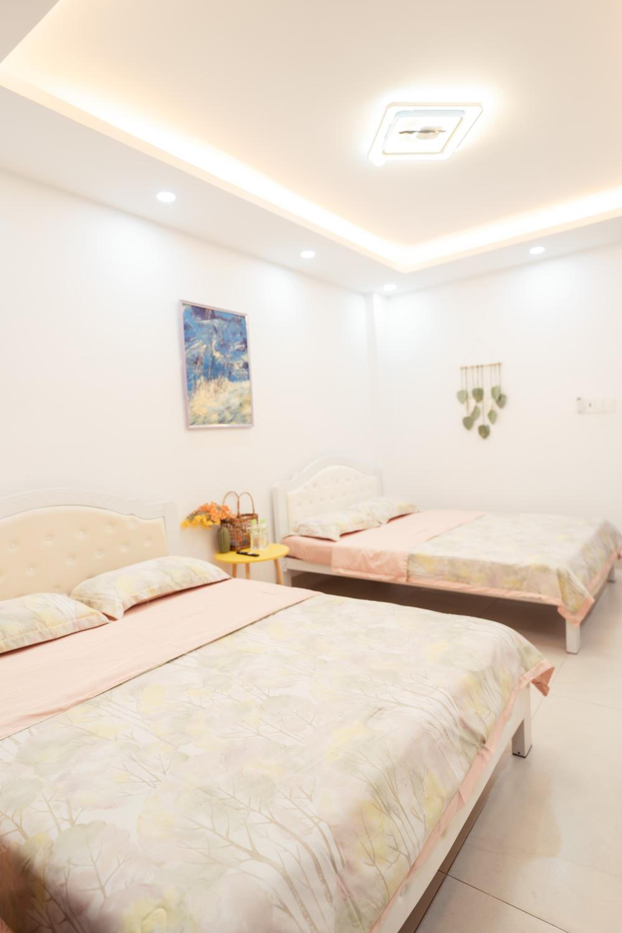 Deluxe Family Room - Photo 7