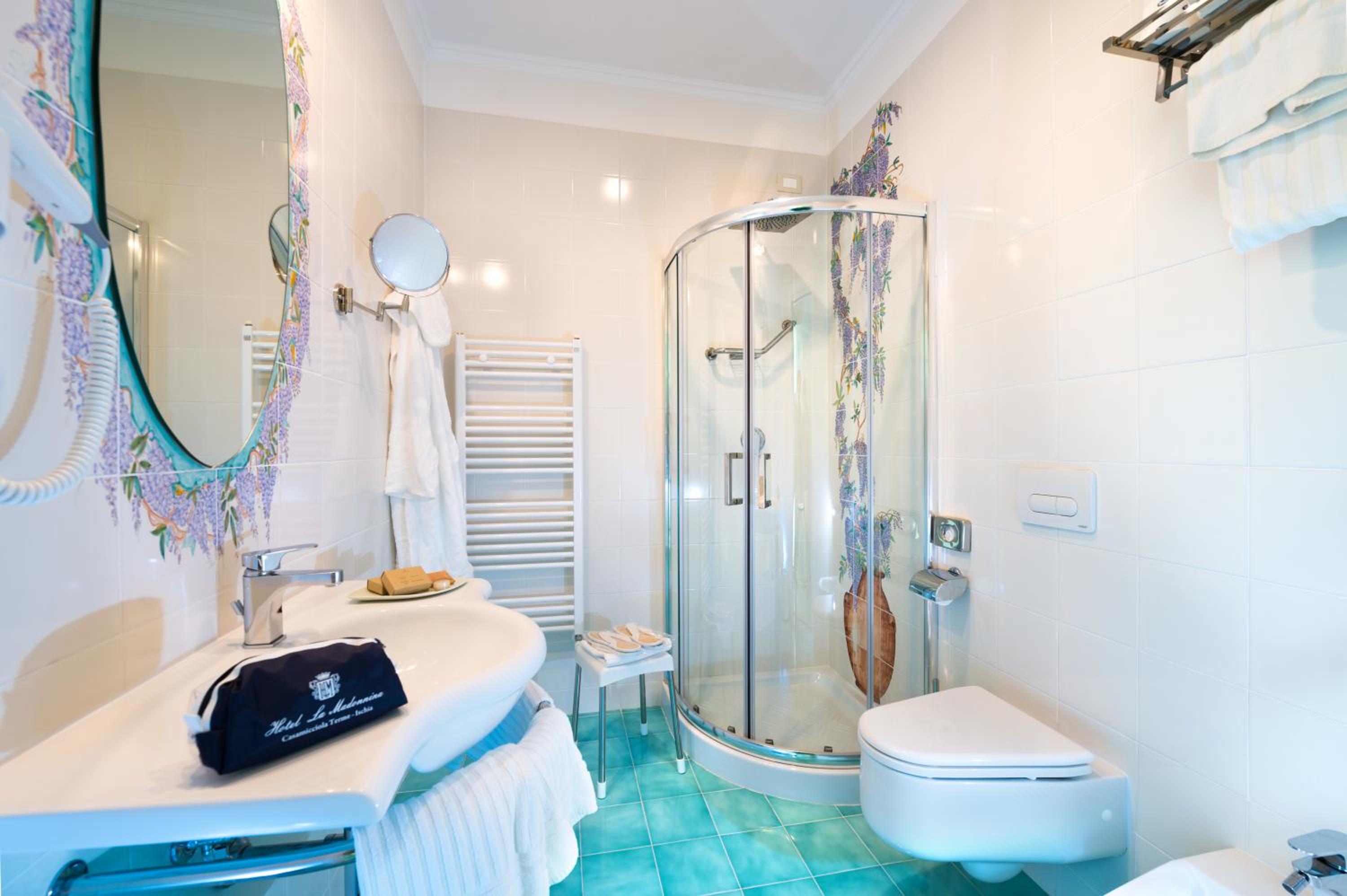 Classic Double or Twin Room - Photo 2
