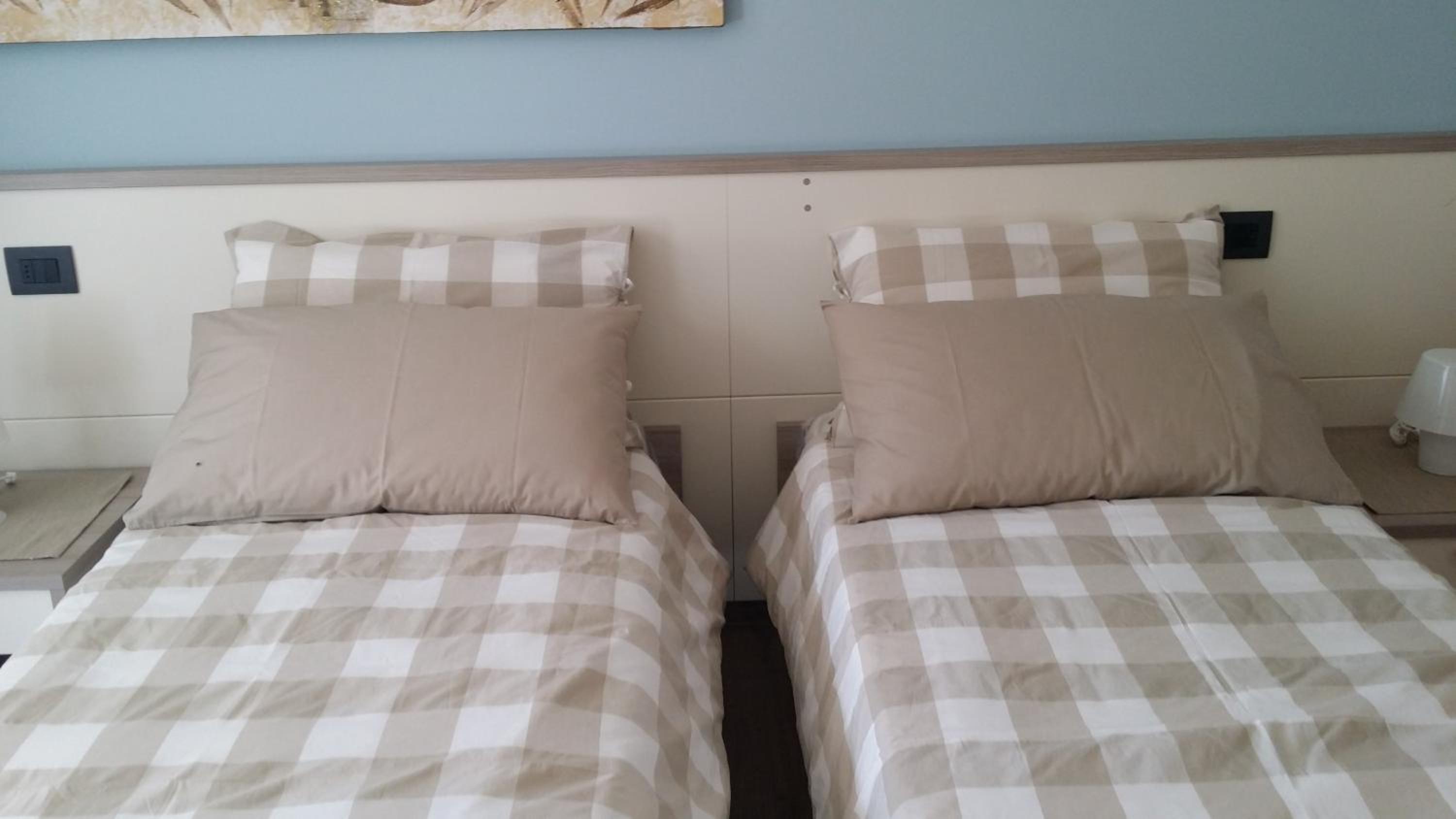 Double or Twin Room with Bathroom photo 1