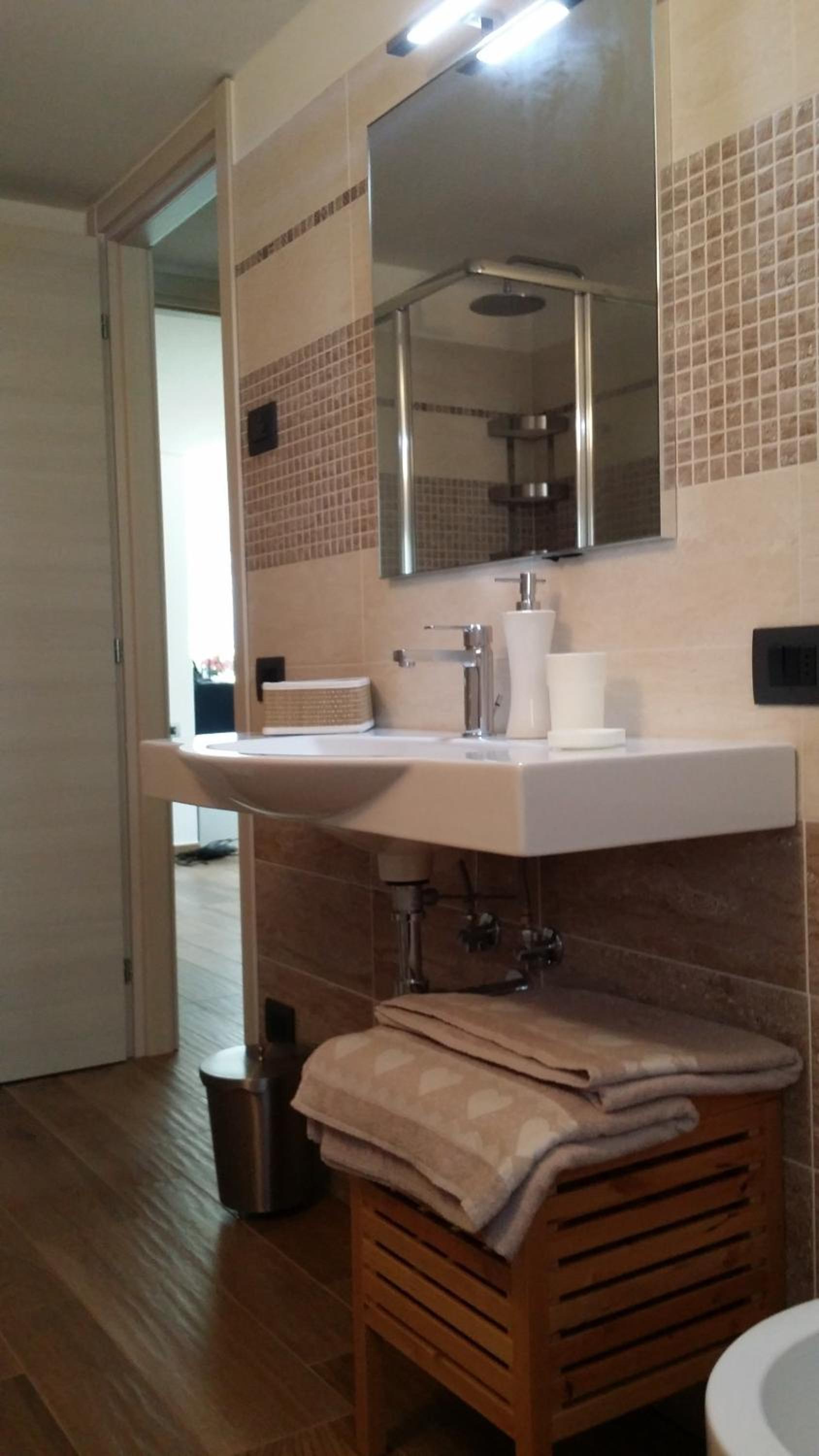 Double or Twin Room with Bathroom photo 2