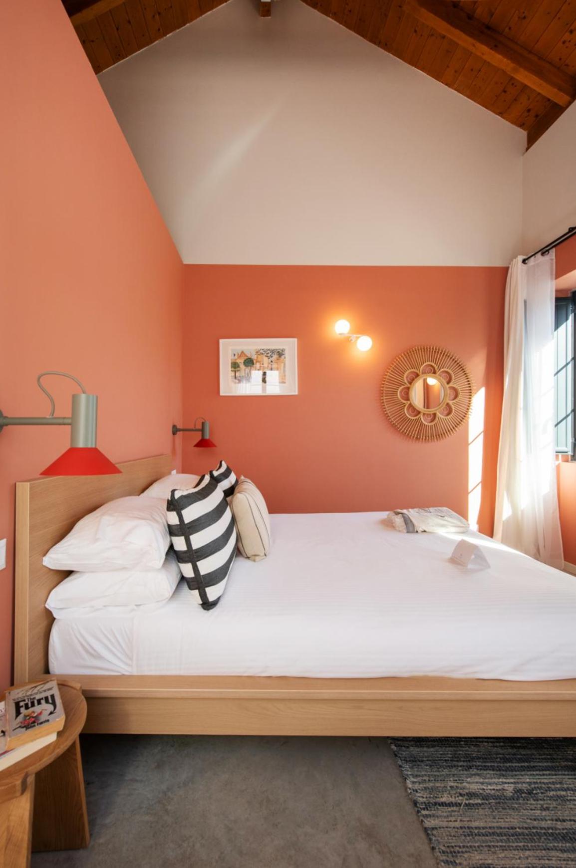 Deluxe Double Room with Shower