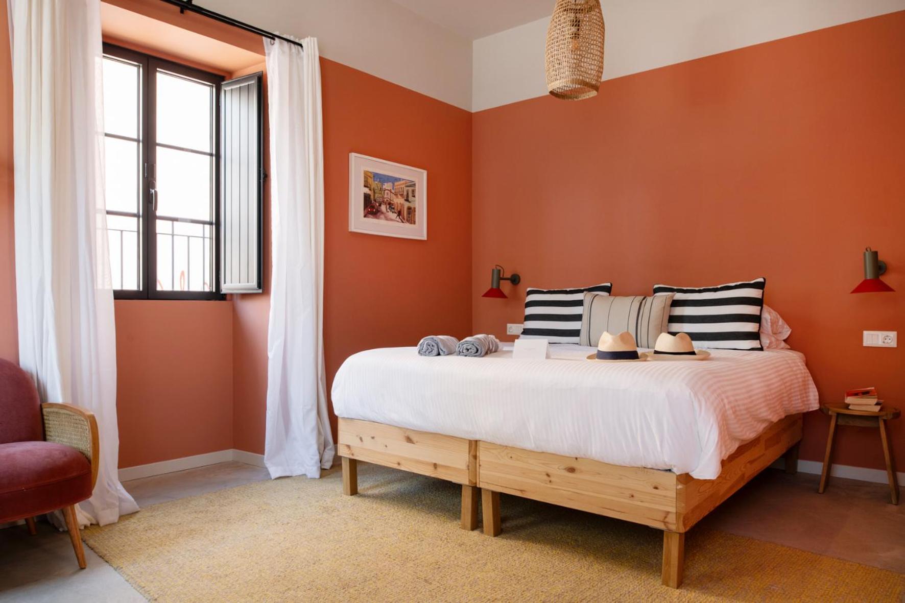 Deluxe King Room photo 3