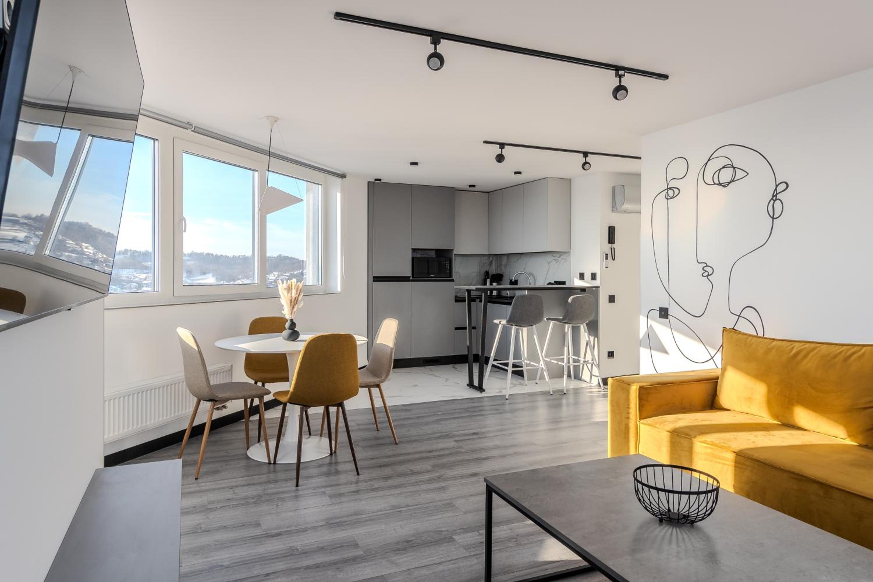 One-Bedroom Apartment