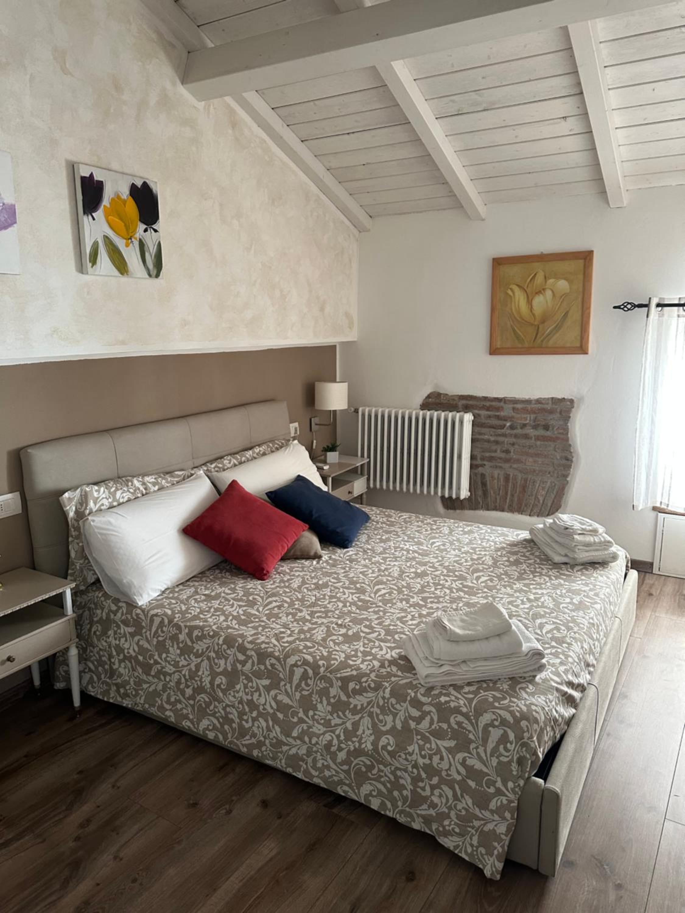 Two-Bedroom Apartment - Photo 1