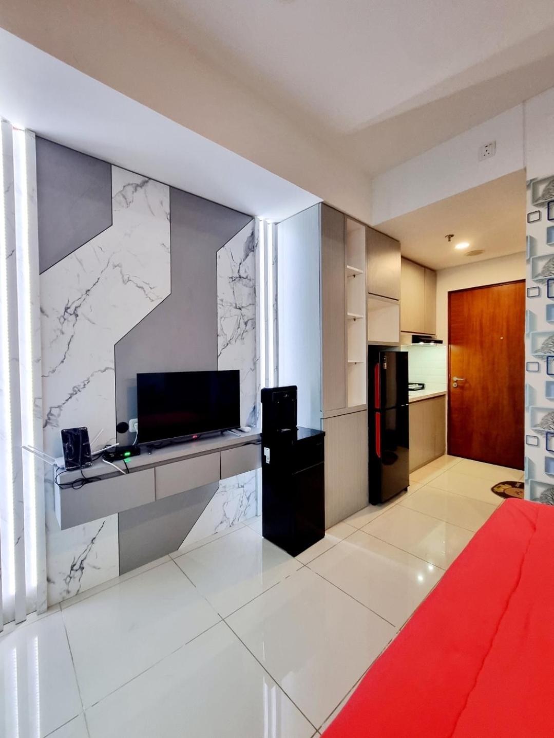 One-Bedroom Apartment photo 3