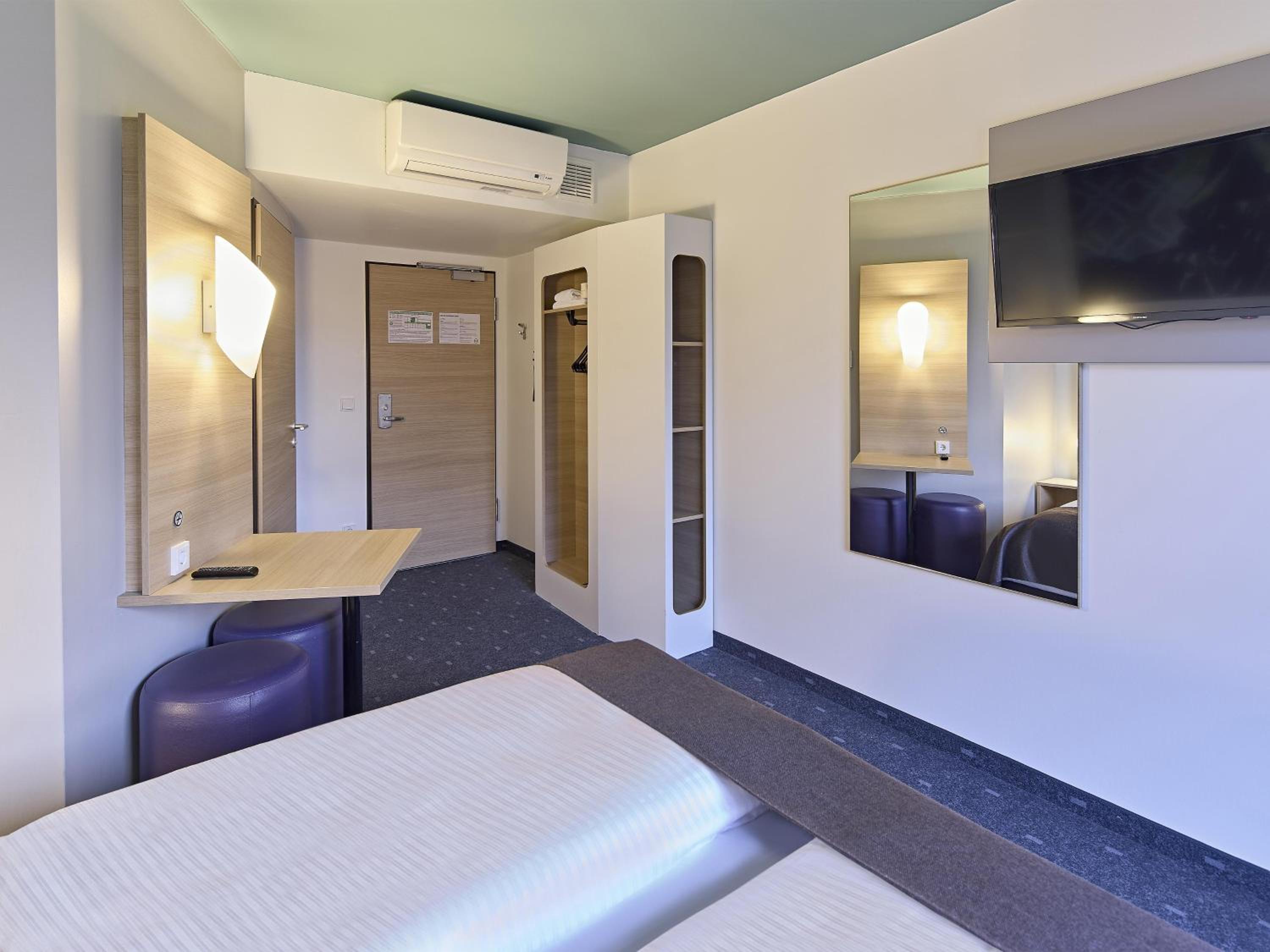 Double Room - Photo 3