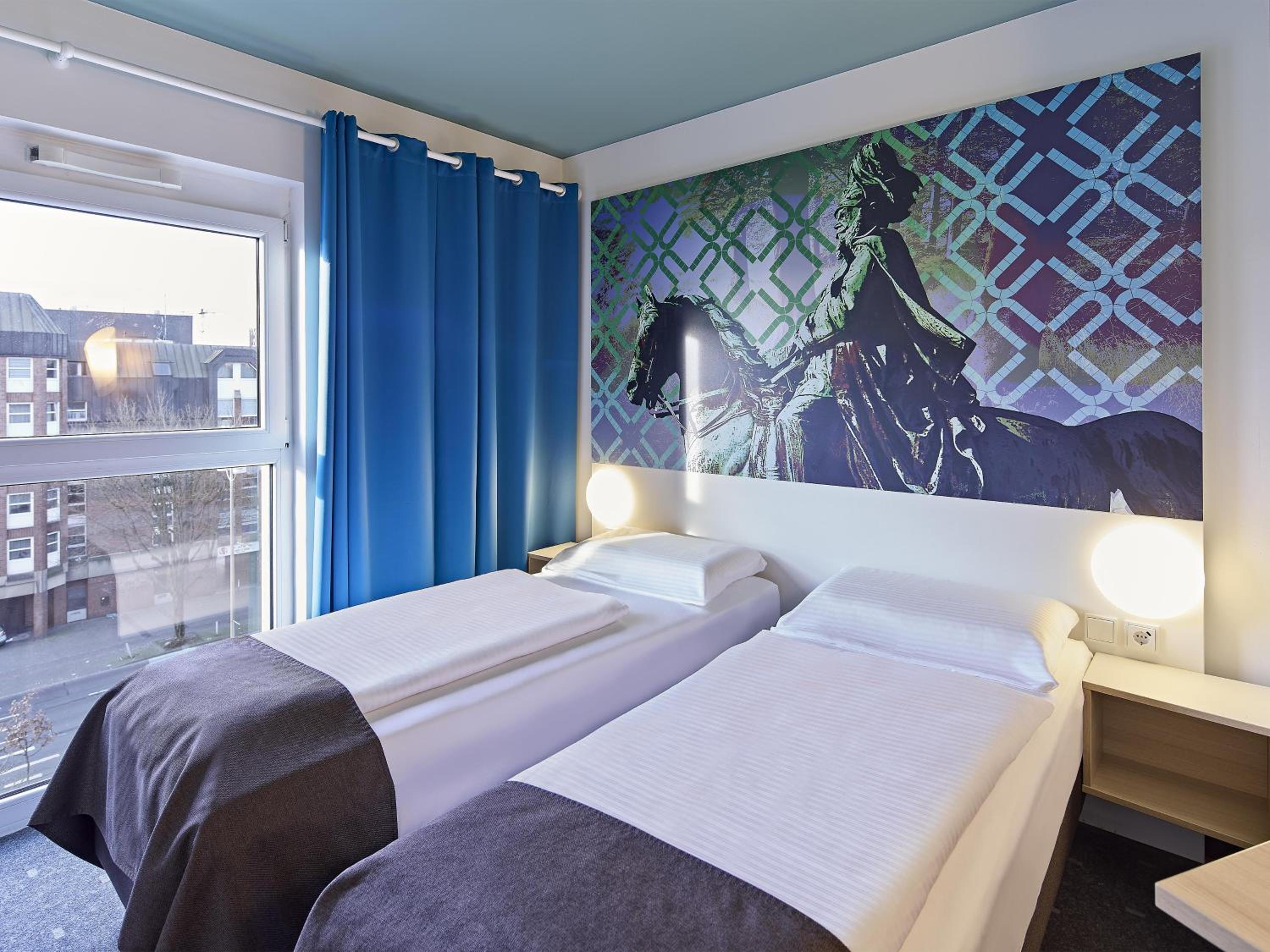 Twin Room - Photo 5