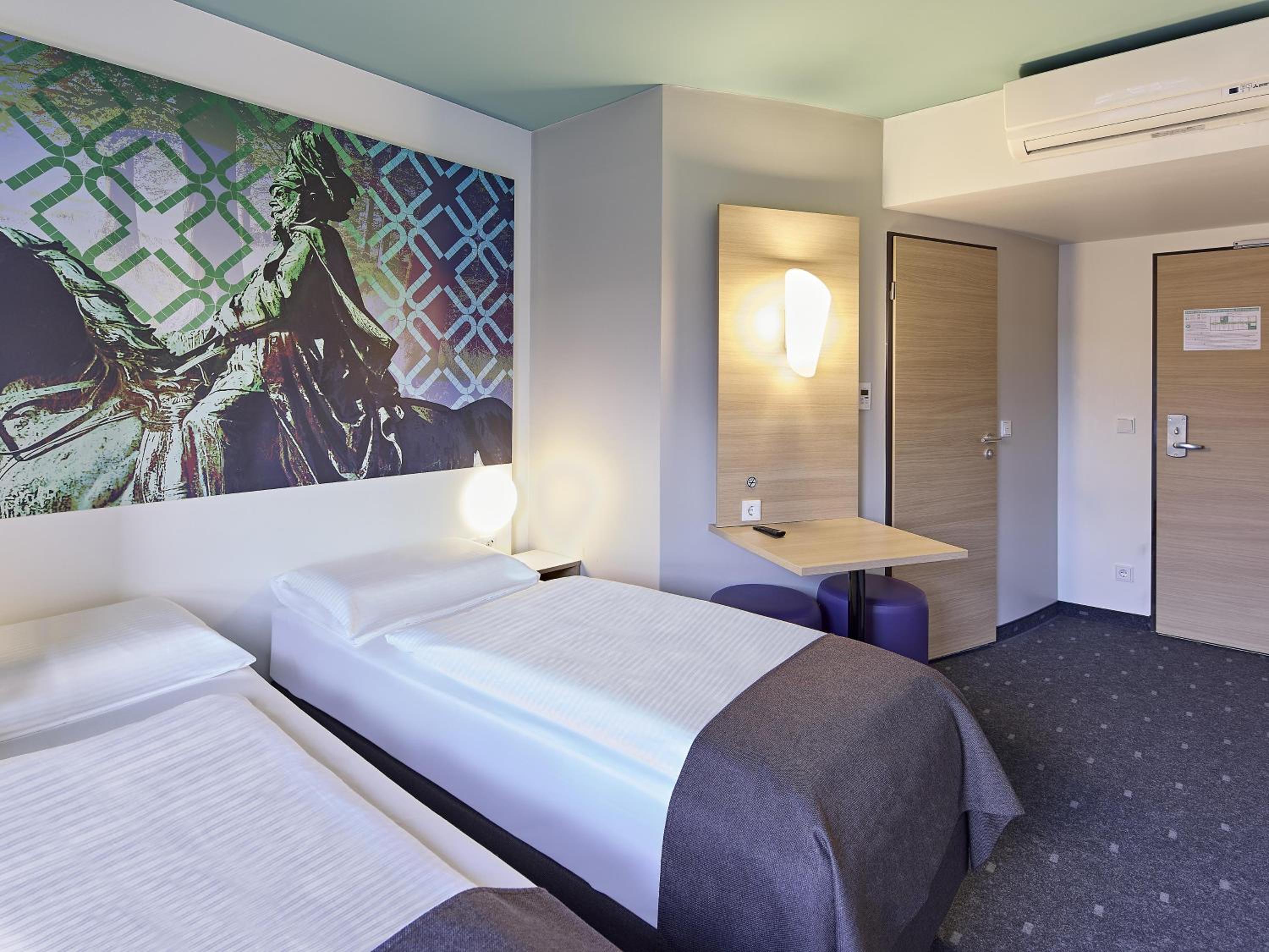 Twin Room - Photo 1