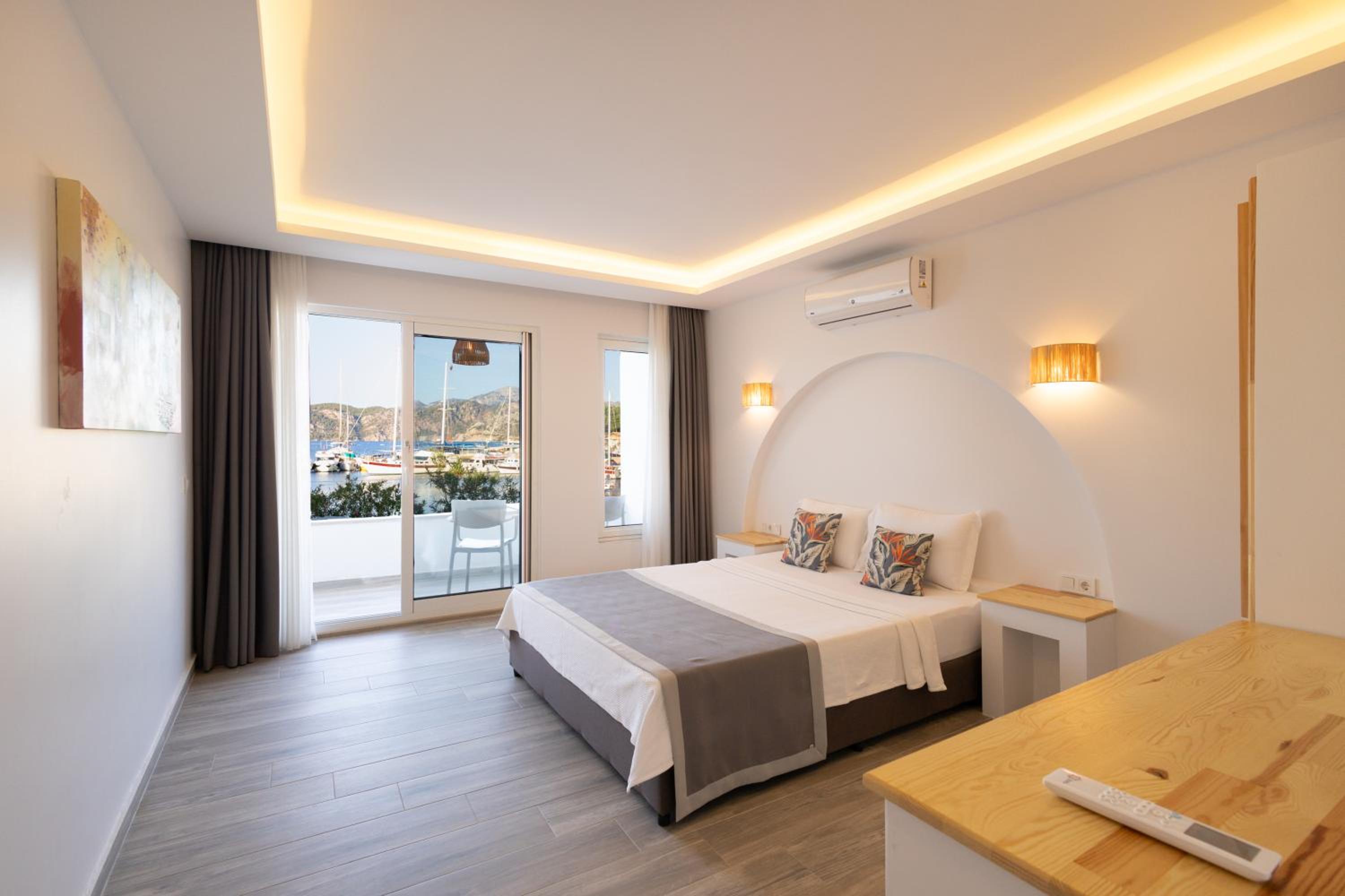Family Room with Sea View - Photo 20
