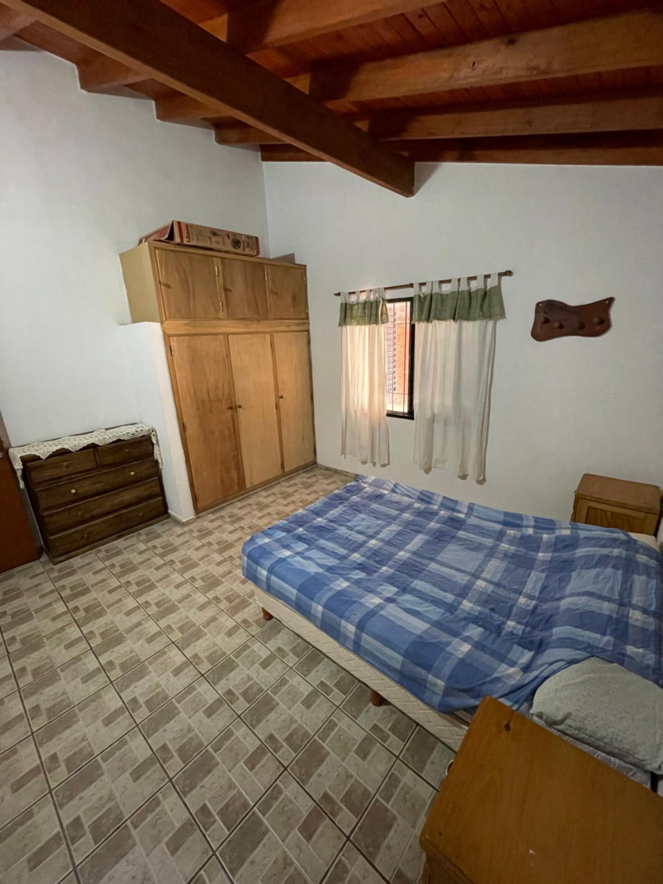 Three-Bedroom House photo 3