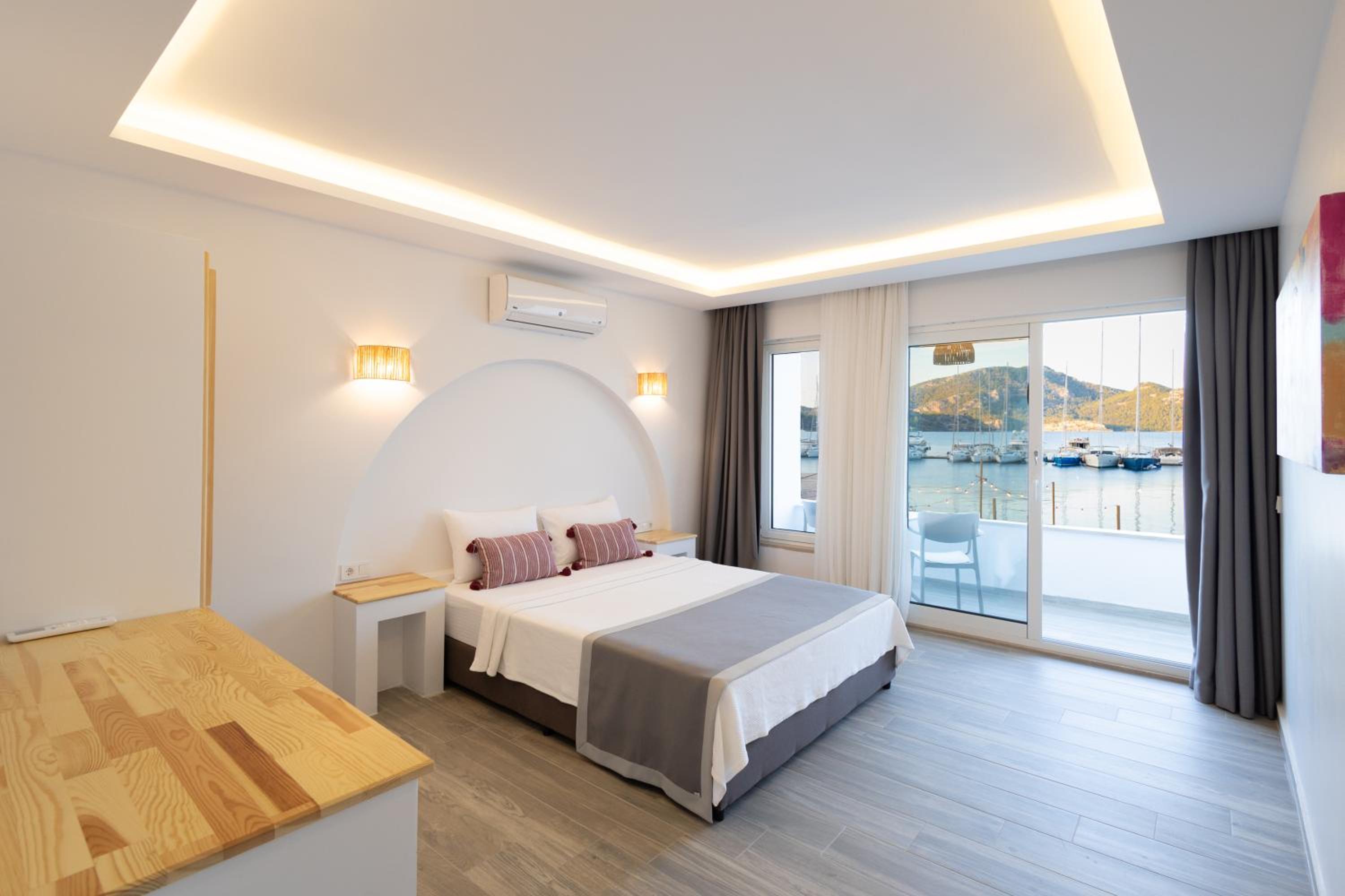 Family Room with Sea View - Photo 23