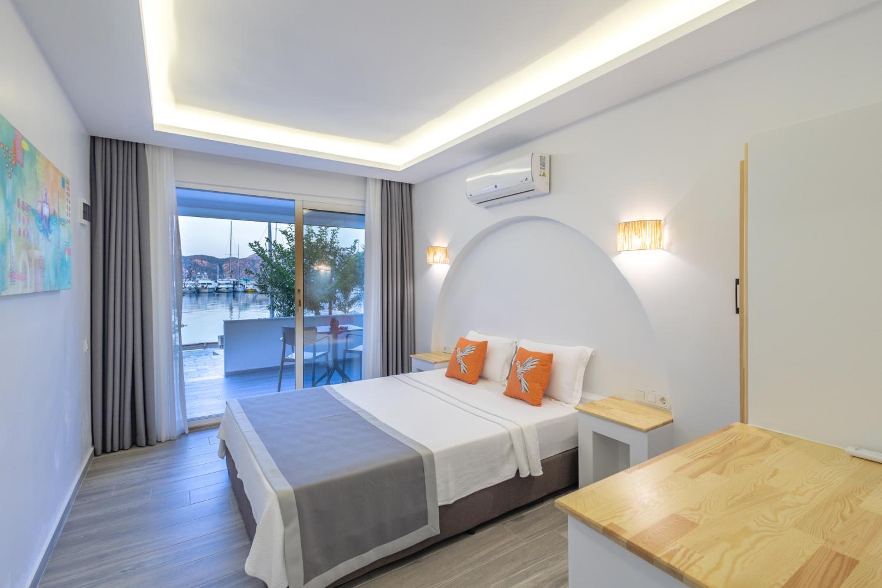 Family Room with Sea View - Photo 27