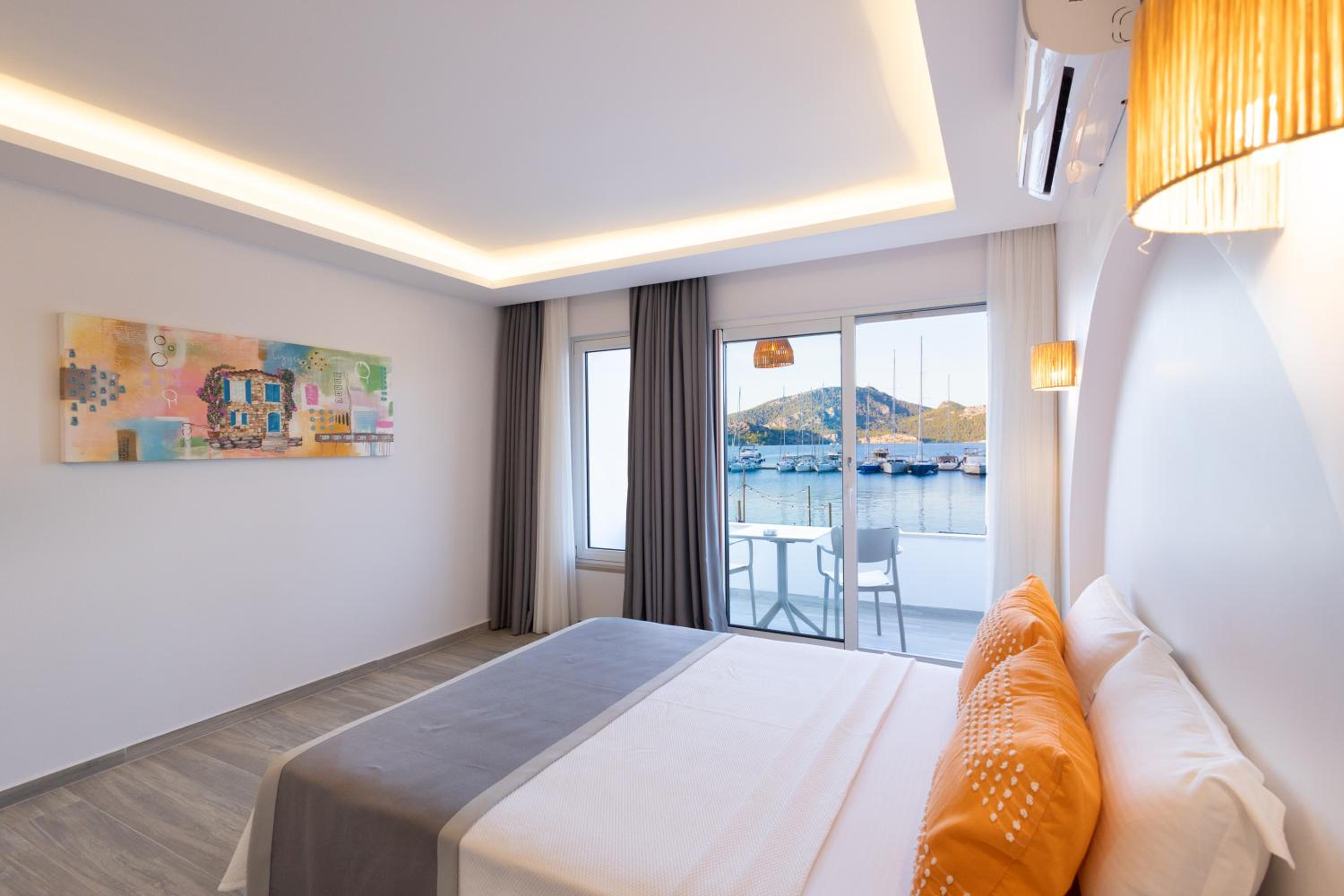 Family Room with Sea View - Photo 28