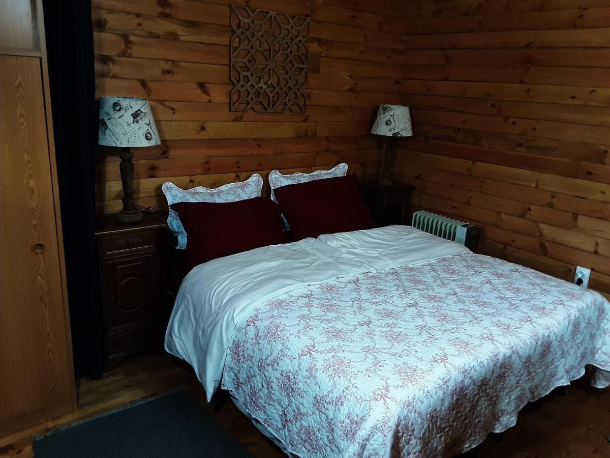 One-Bedroom House photo 1