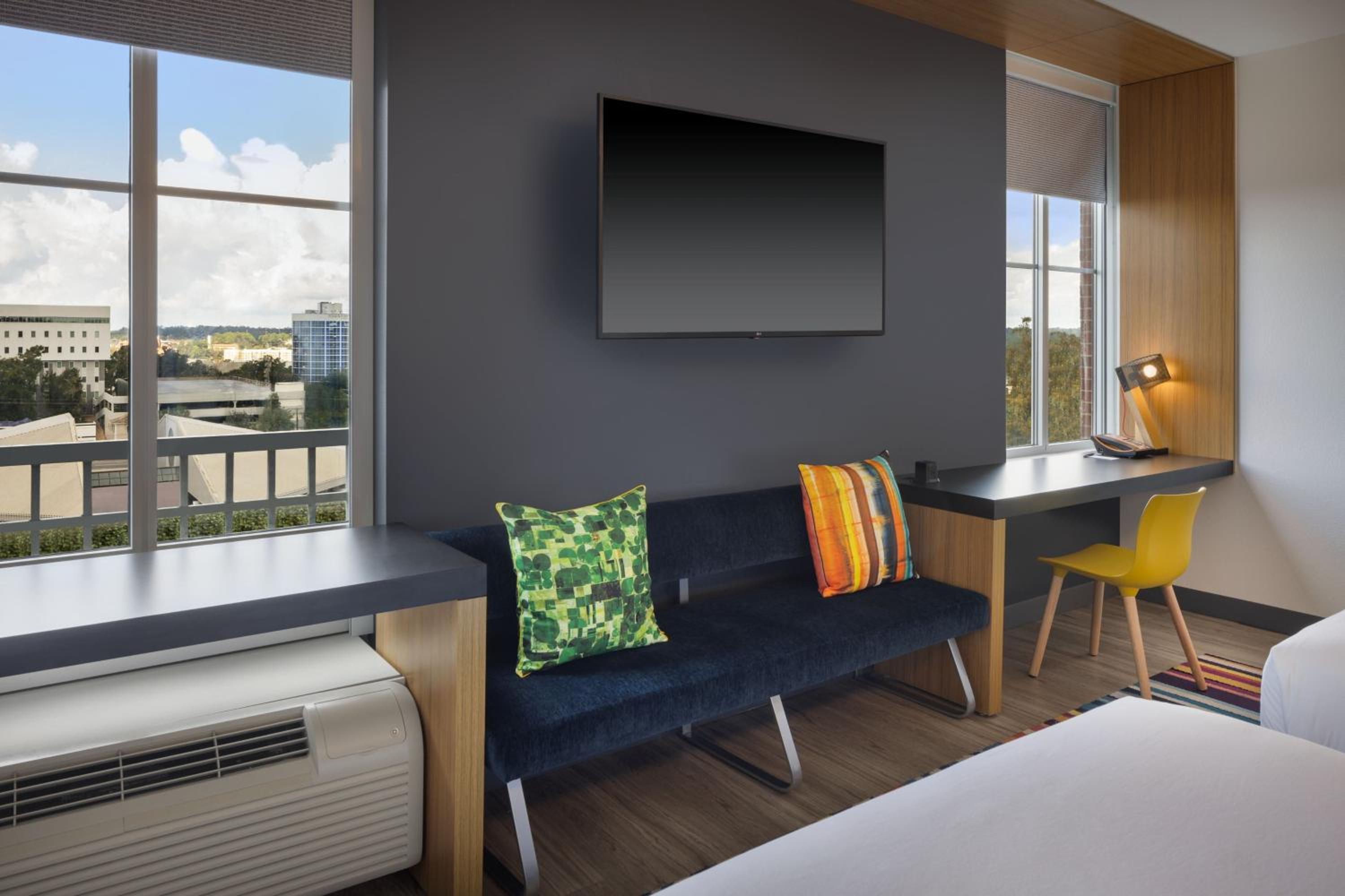 Queen Room with Two Queen Beds - Hearing Accessible photo 3