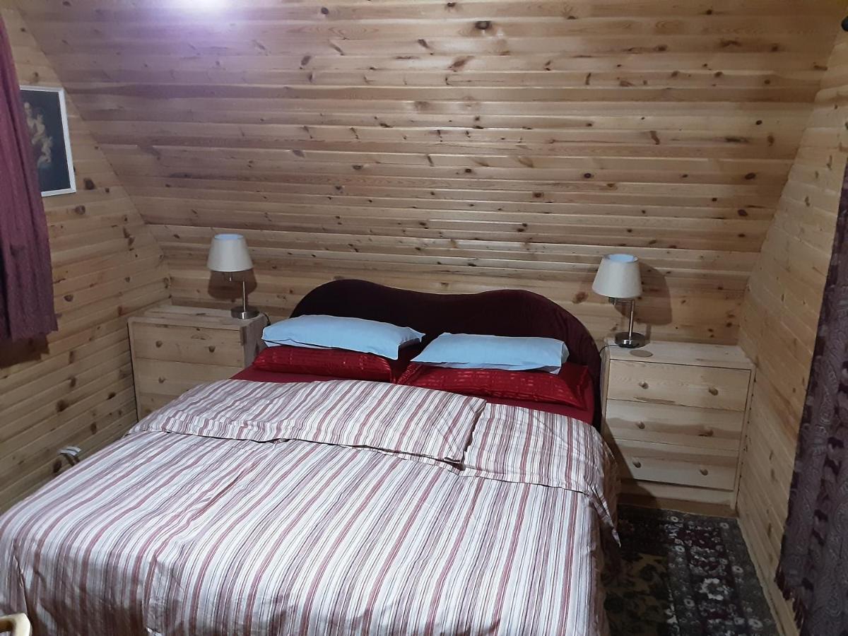 Two-Bedroom House photo 3