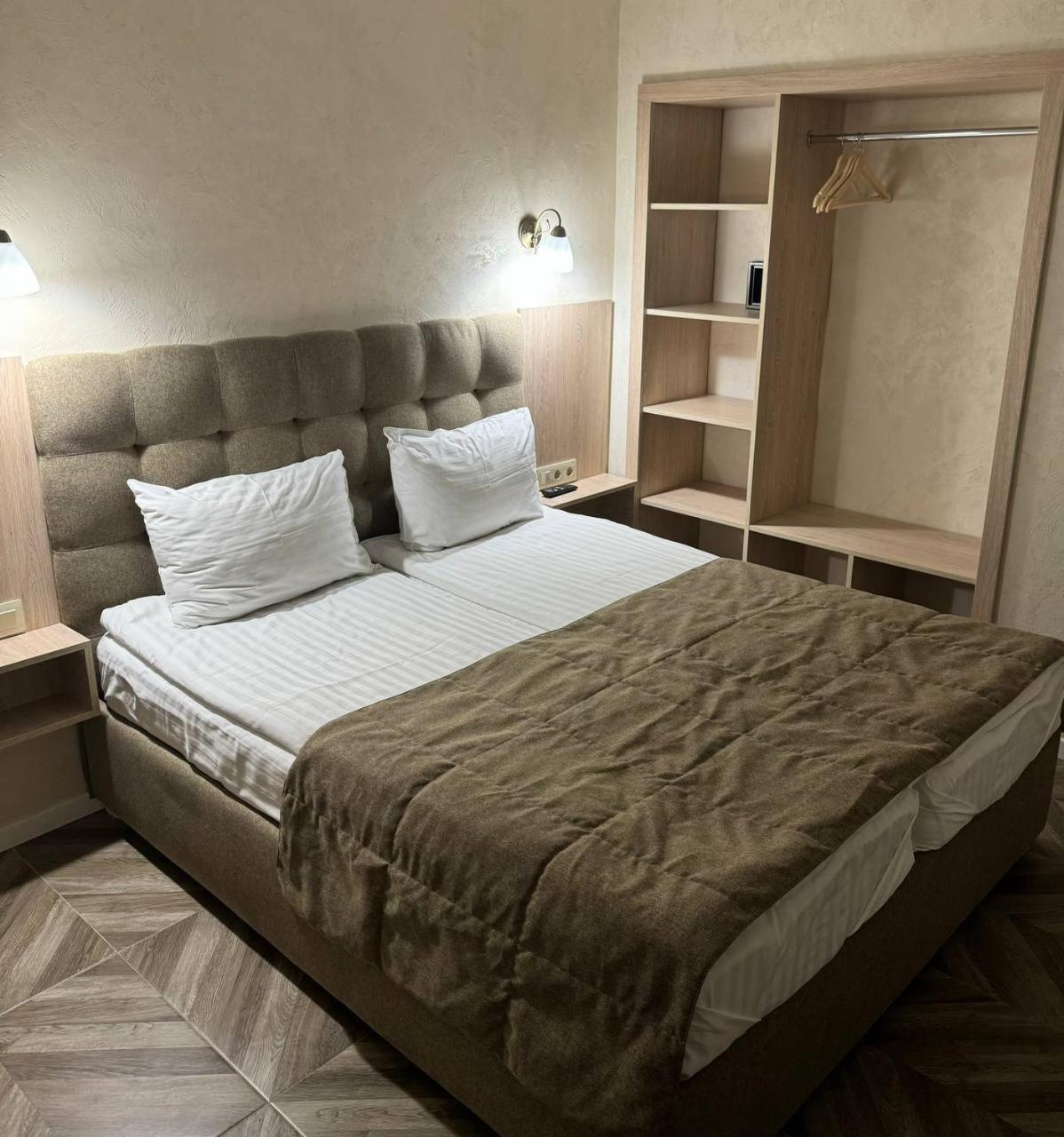 Double Room - Disability Access photo 1