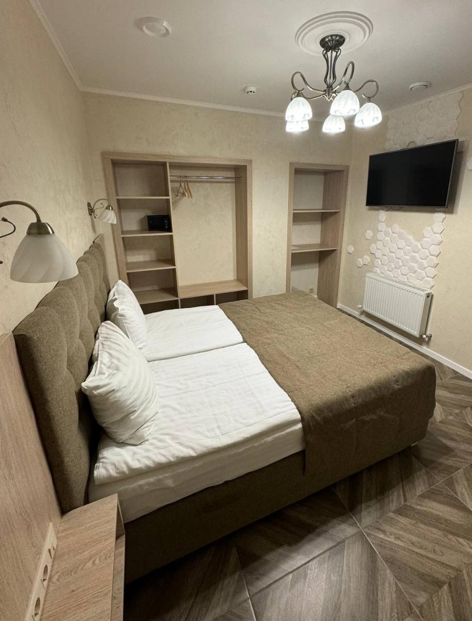 Double Room - Disability Access photo 3