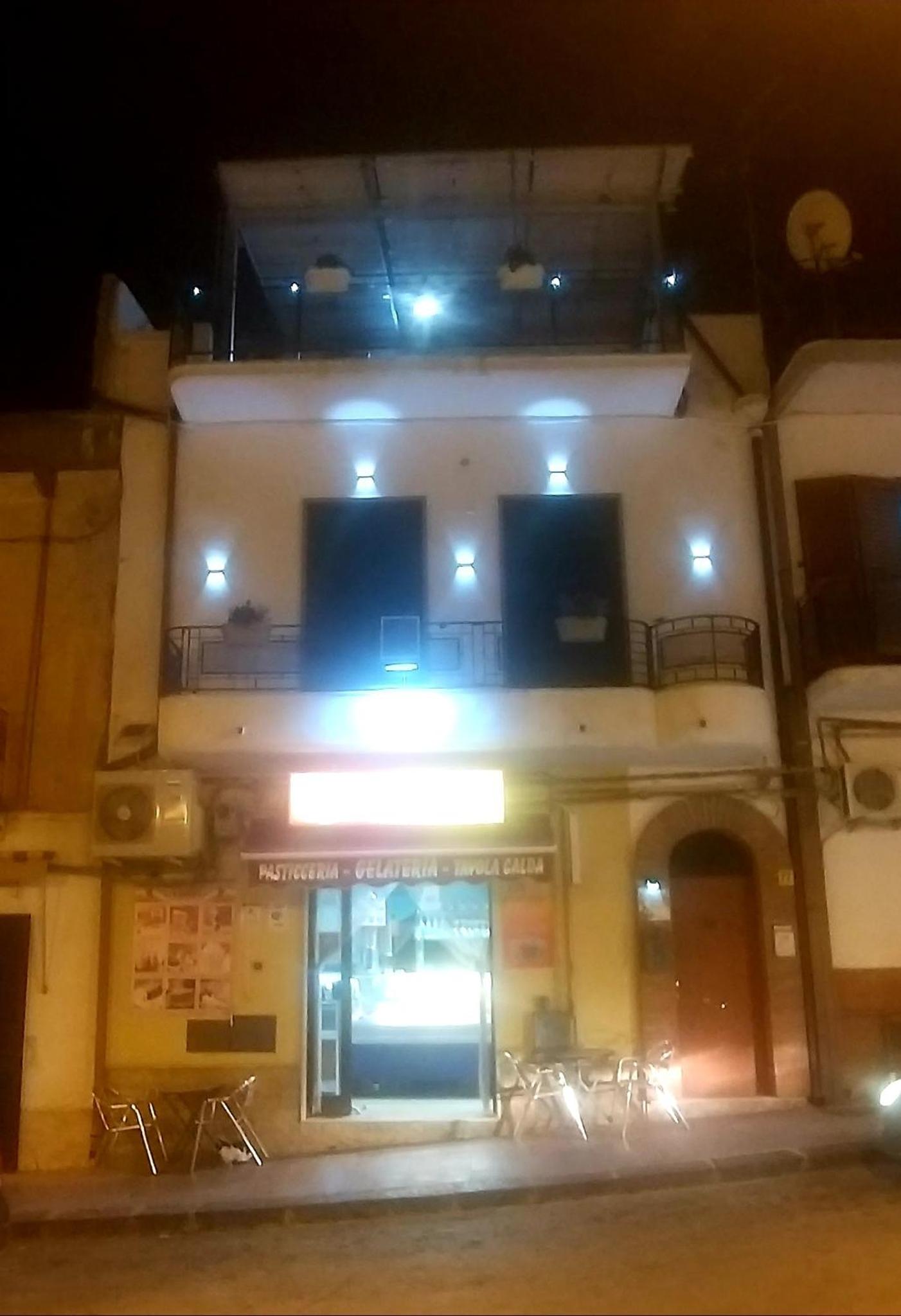 Apartment with Terrace photo 3